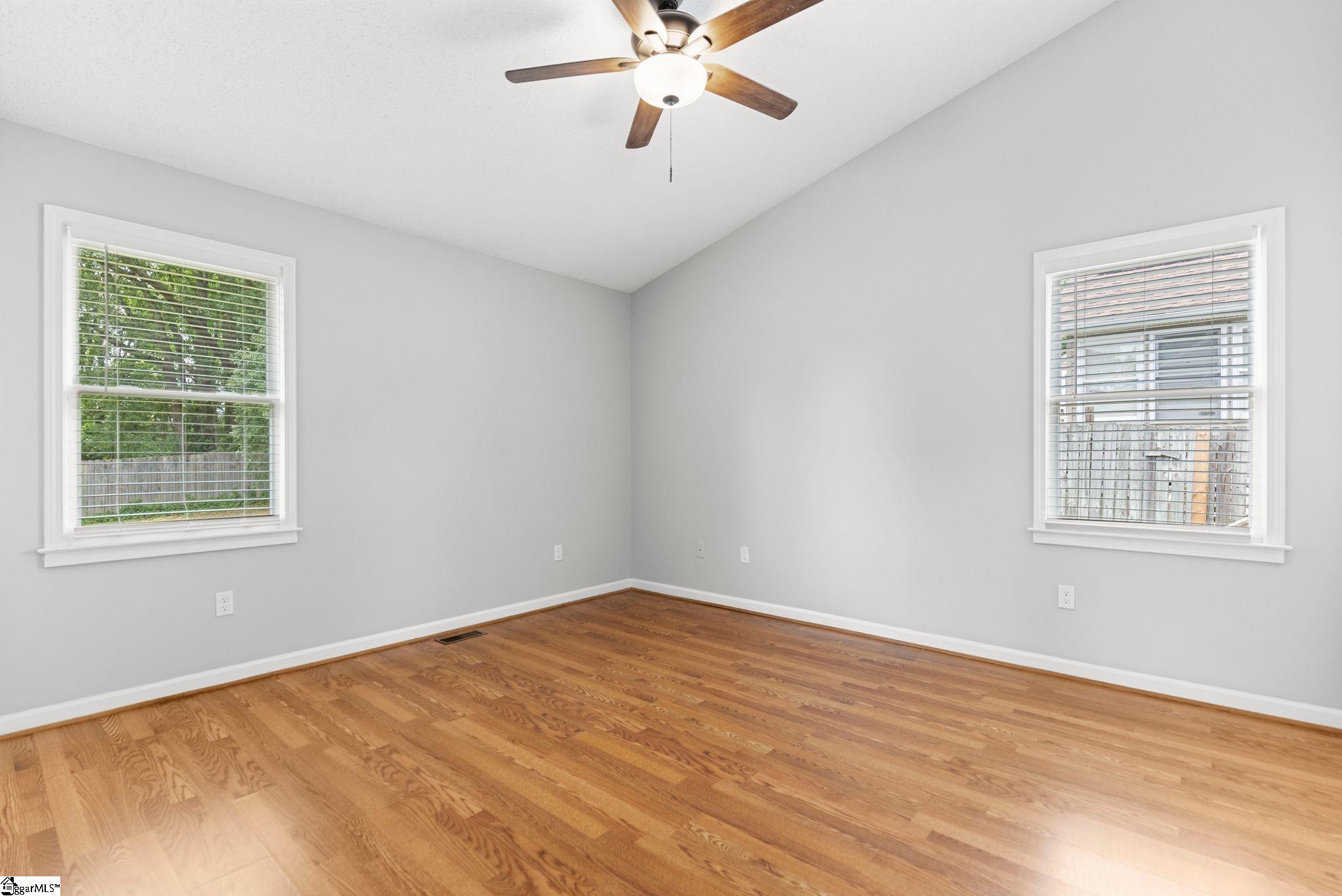 120 Charmar Way Taylors, SC 29687