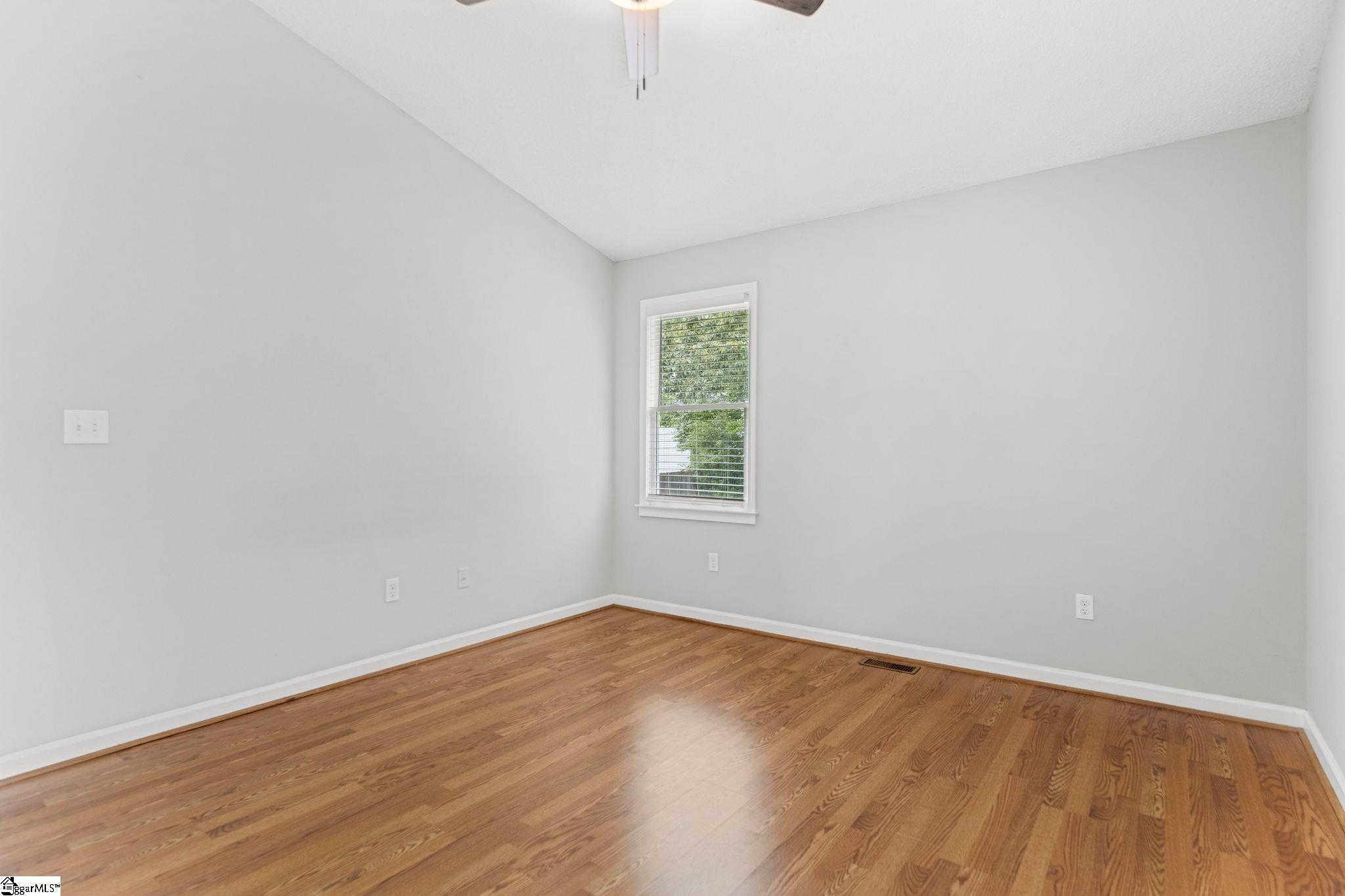 120 Charmar Way Taylors, SC 29687