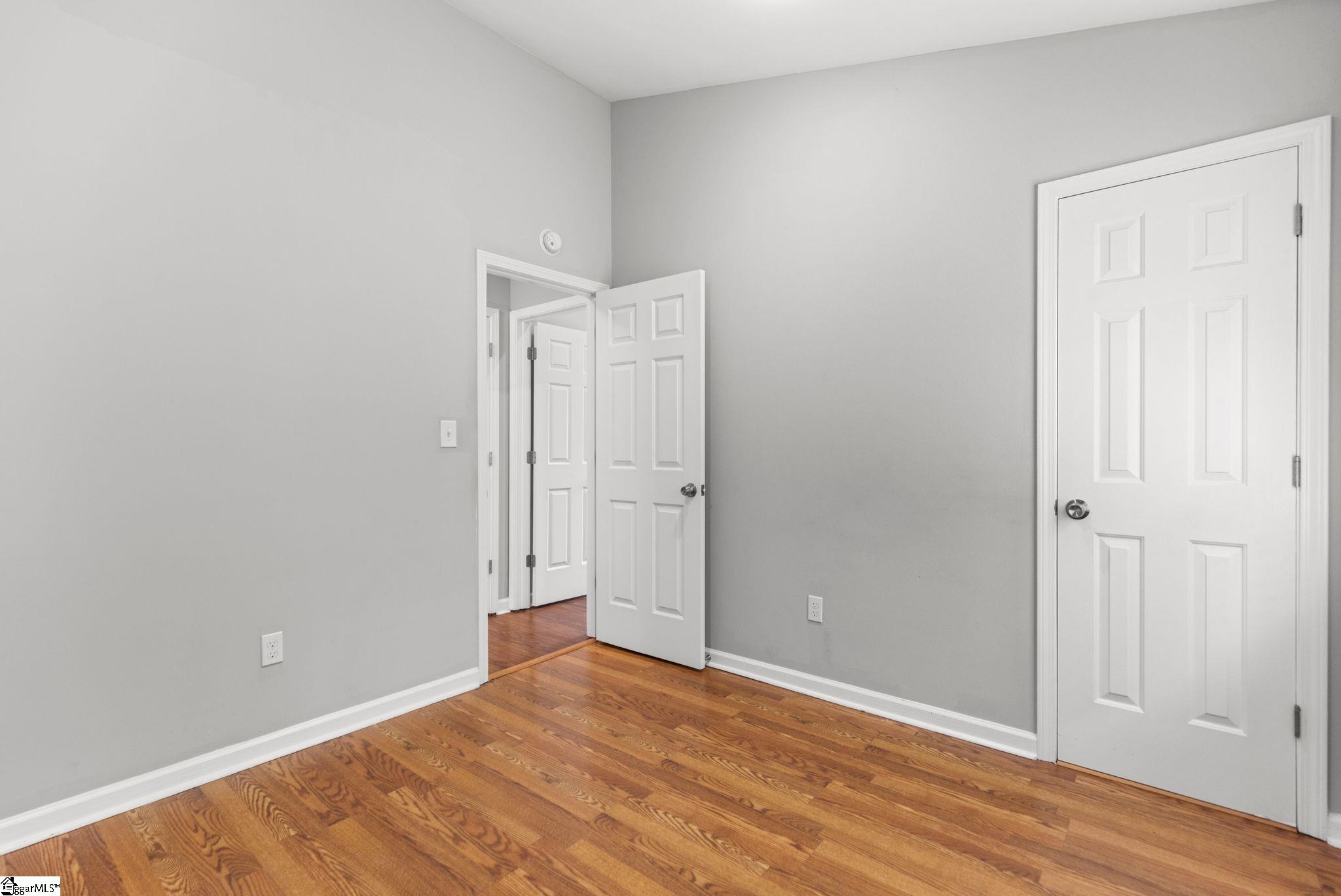 120 Charmar Way Taylors, SC 29687