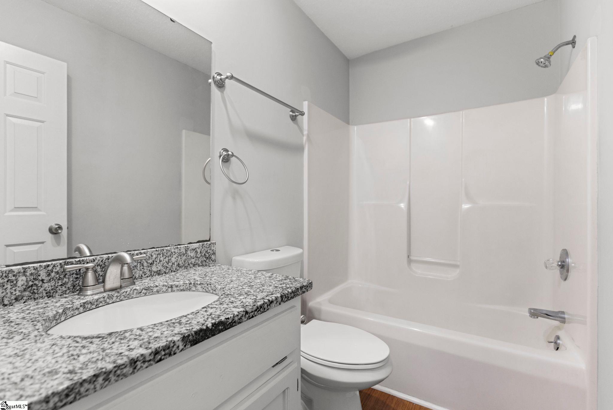 120 Charmar Way Taylors, SC 29687
