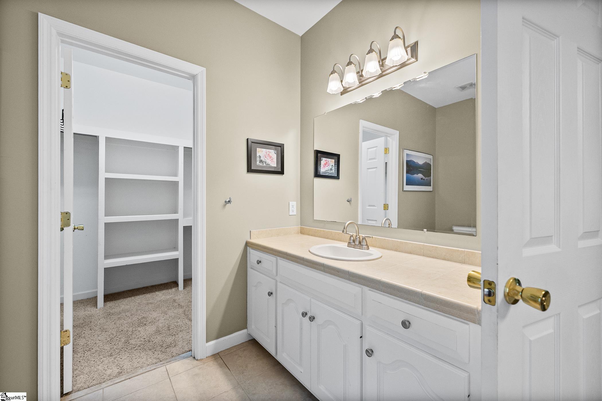 344 Meathward Circle Moore, SC 29639