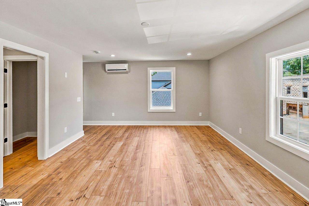 259 Beacon Street Greenville, SC 29605