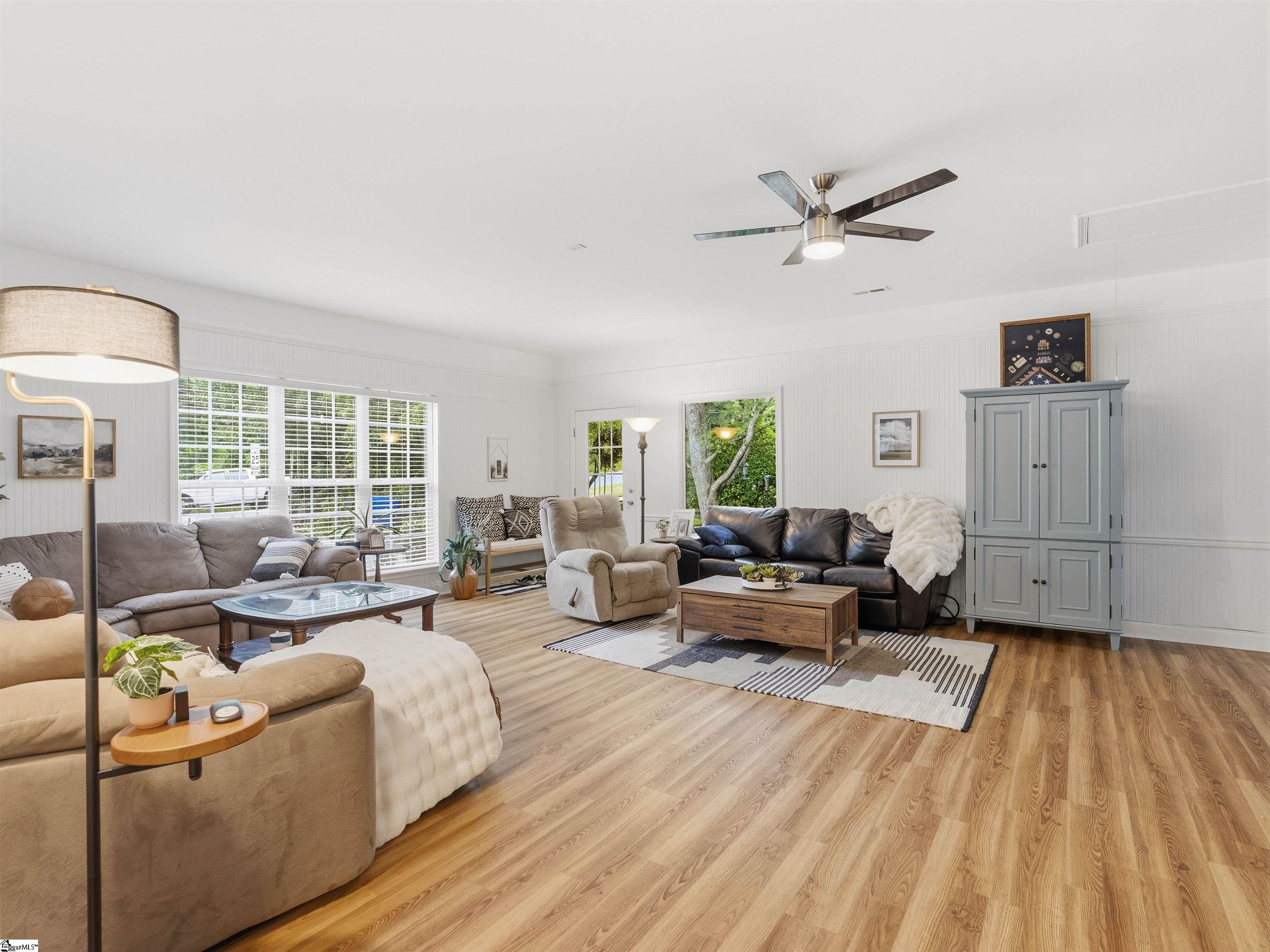 2 Lotus Court Greenville, SC 29609