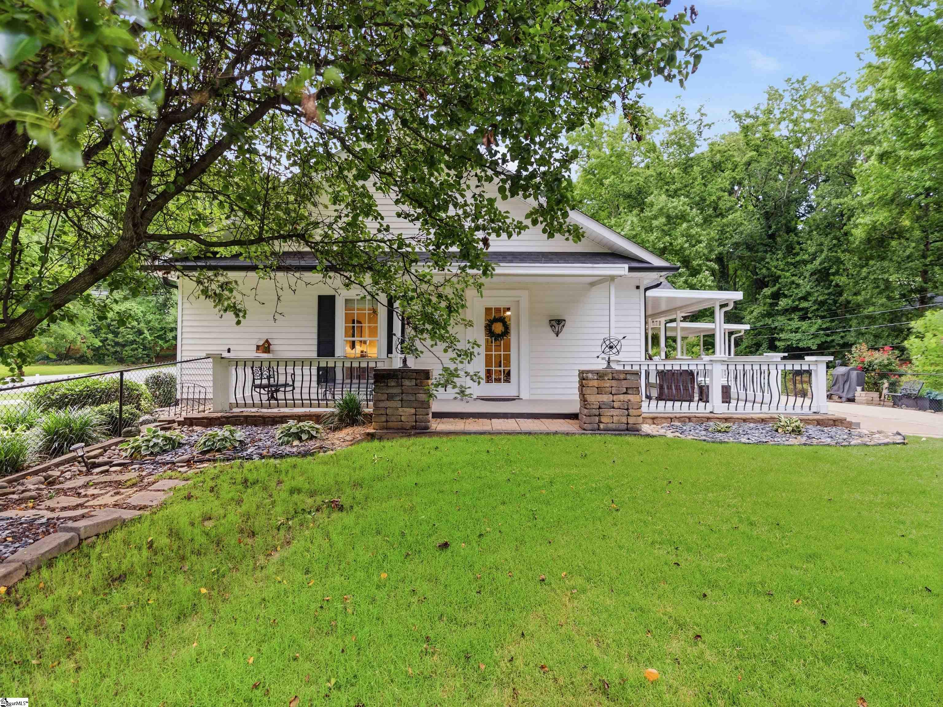 2 Lotus Court Greenville, SC 29609