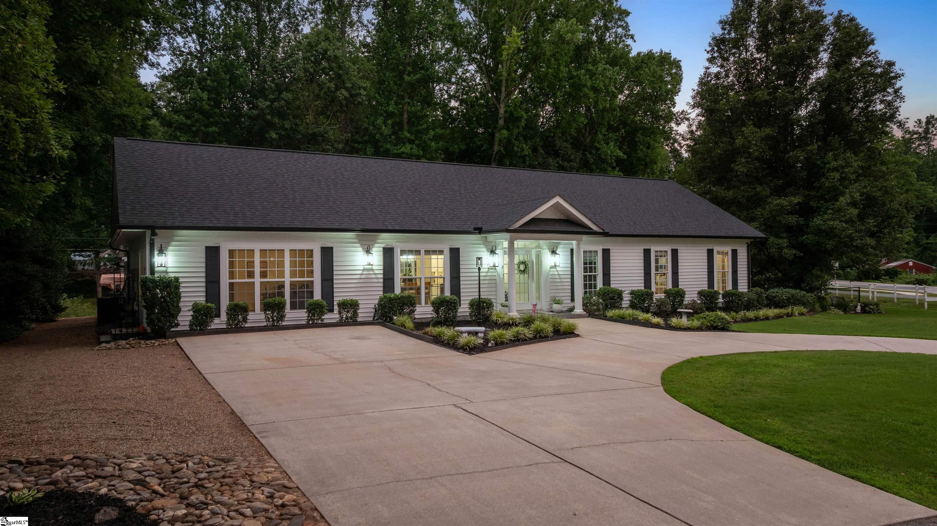 2 Lotus Court Greenville, SC 29609