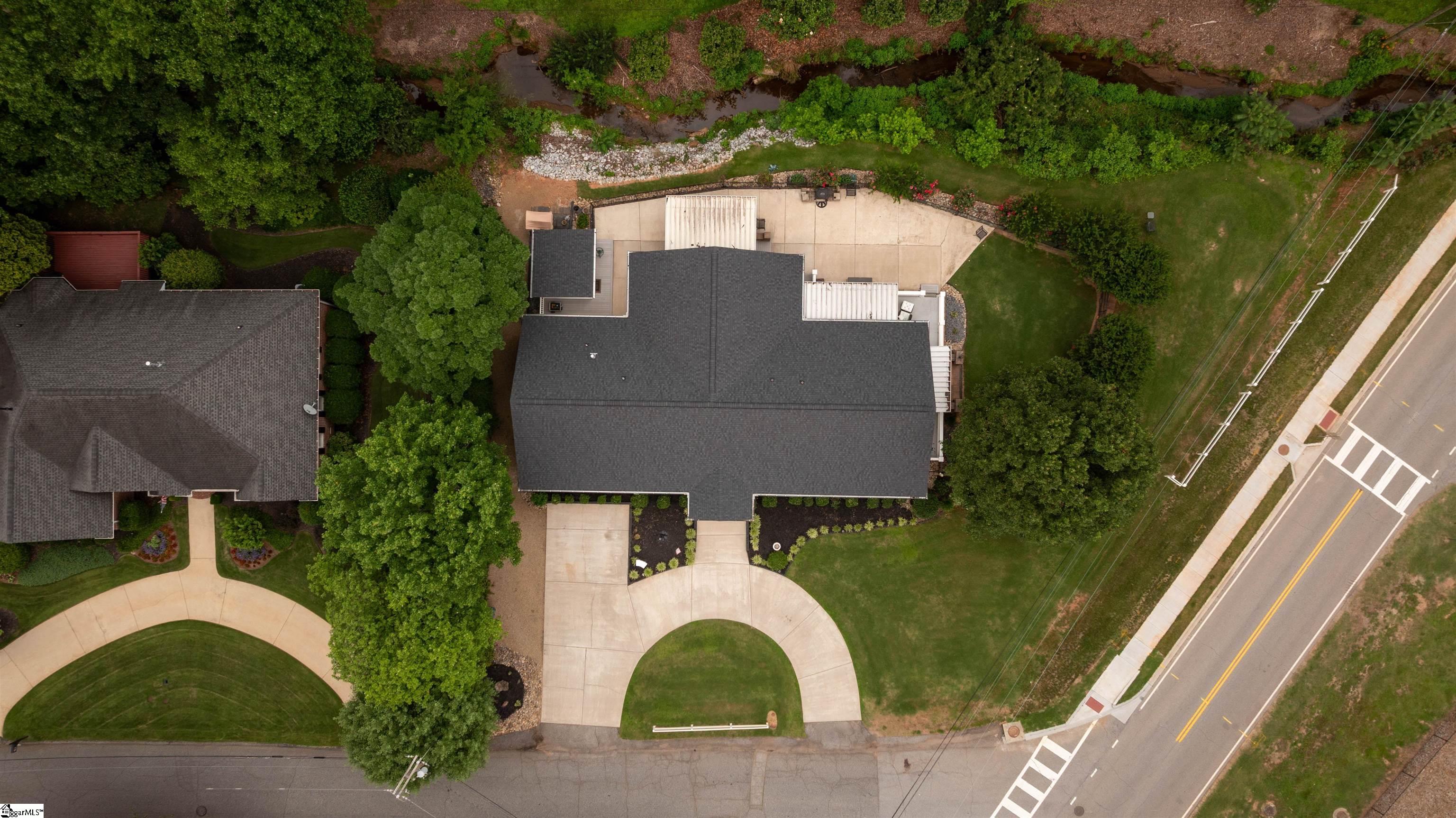 2 Lotus Court Greenville, SC 29609