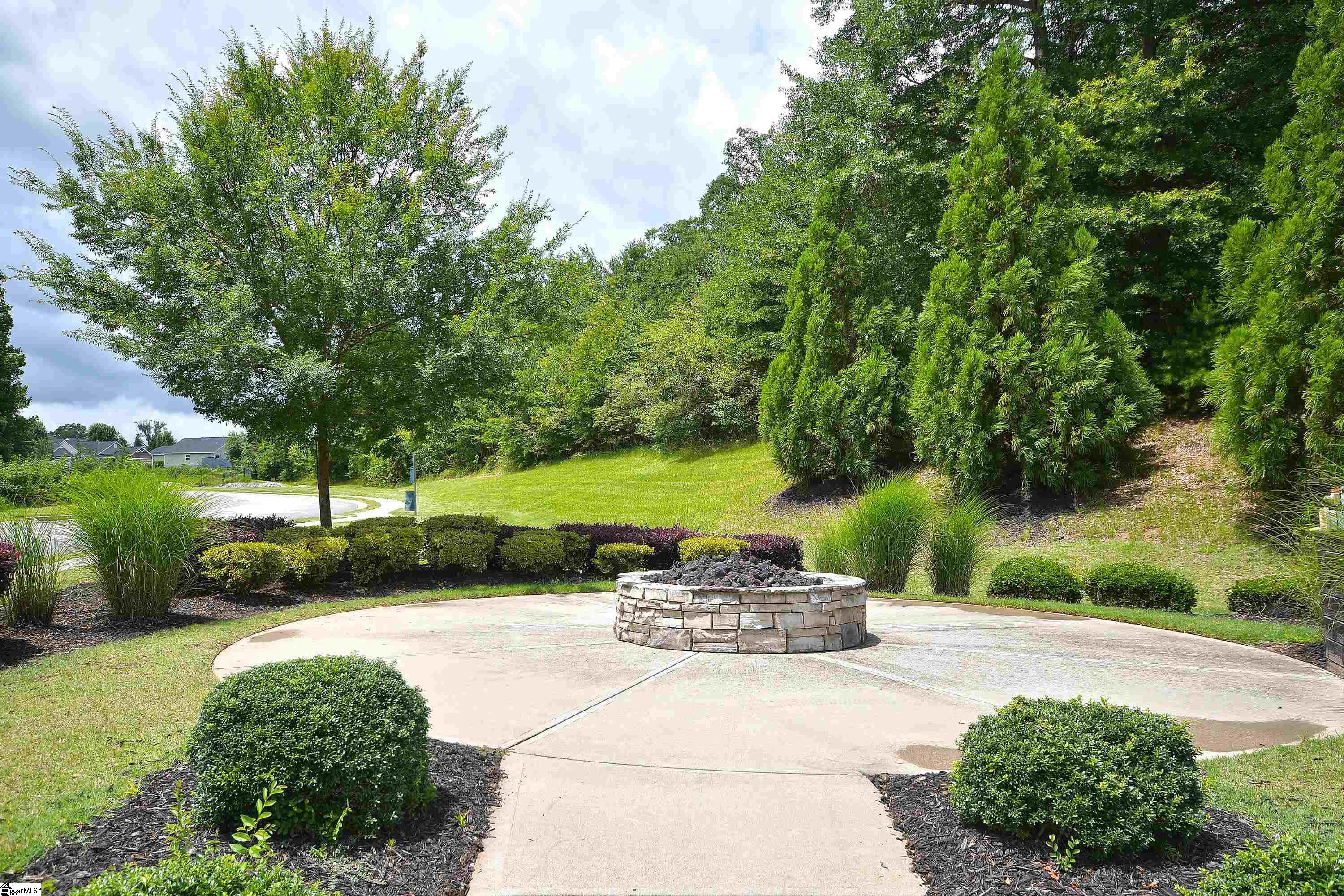 114 Fairmeadow Way Greenville, SC 29617
