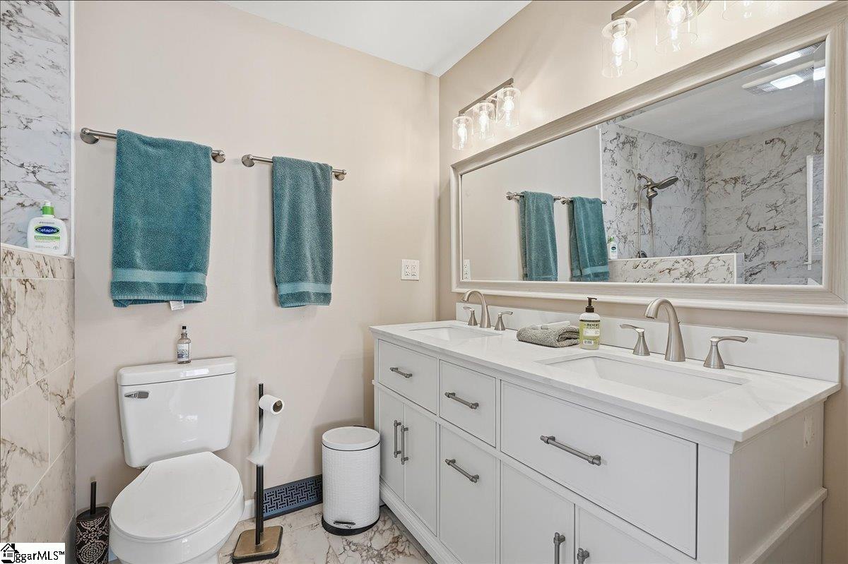 102 Terrace Circle Simpsonville, SC 29681
