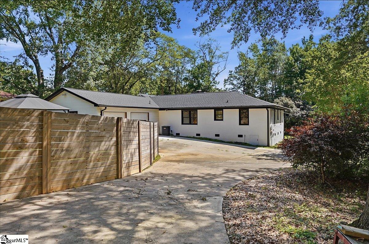 102 Terrace Circle Simpsonville, SC 29681