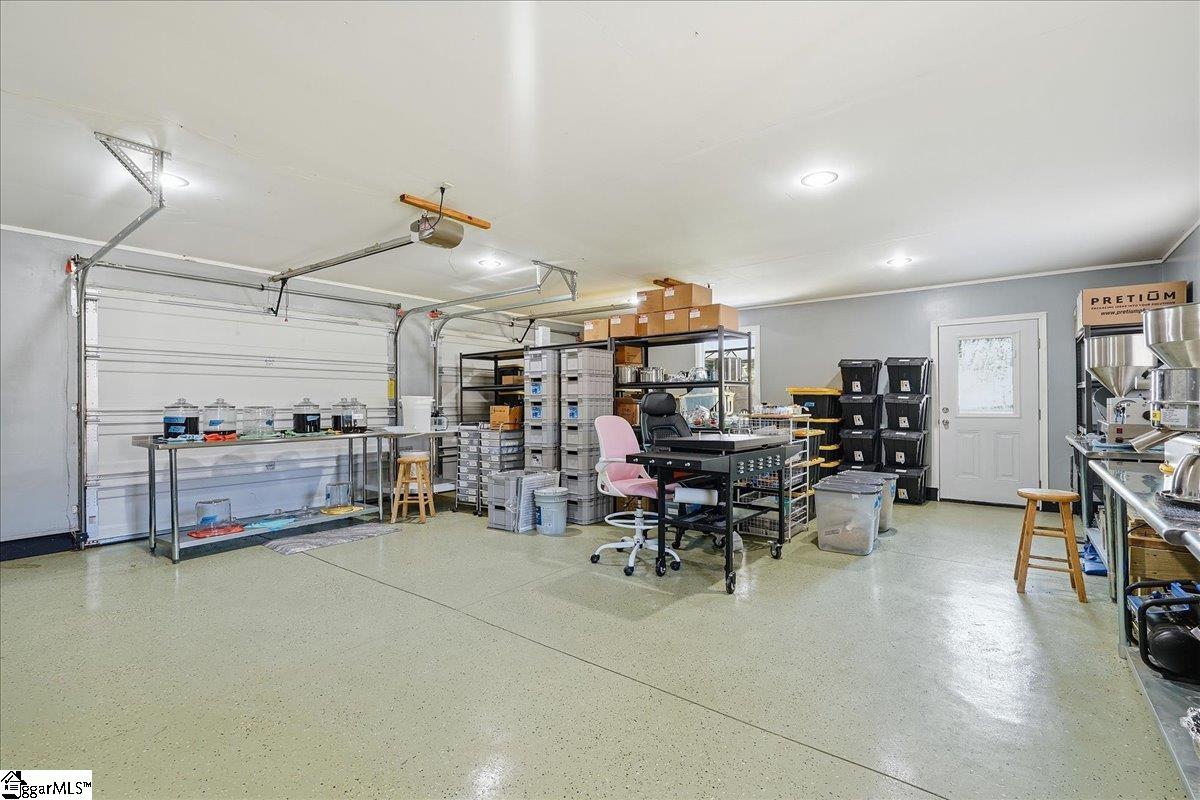 102 Terrace Circle Simpsonville, SC 29681