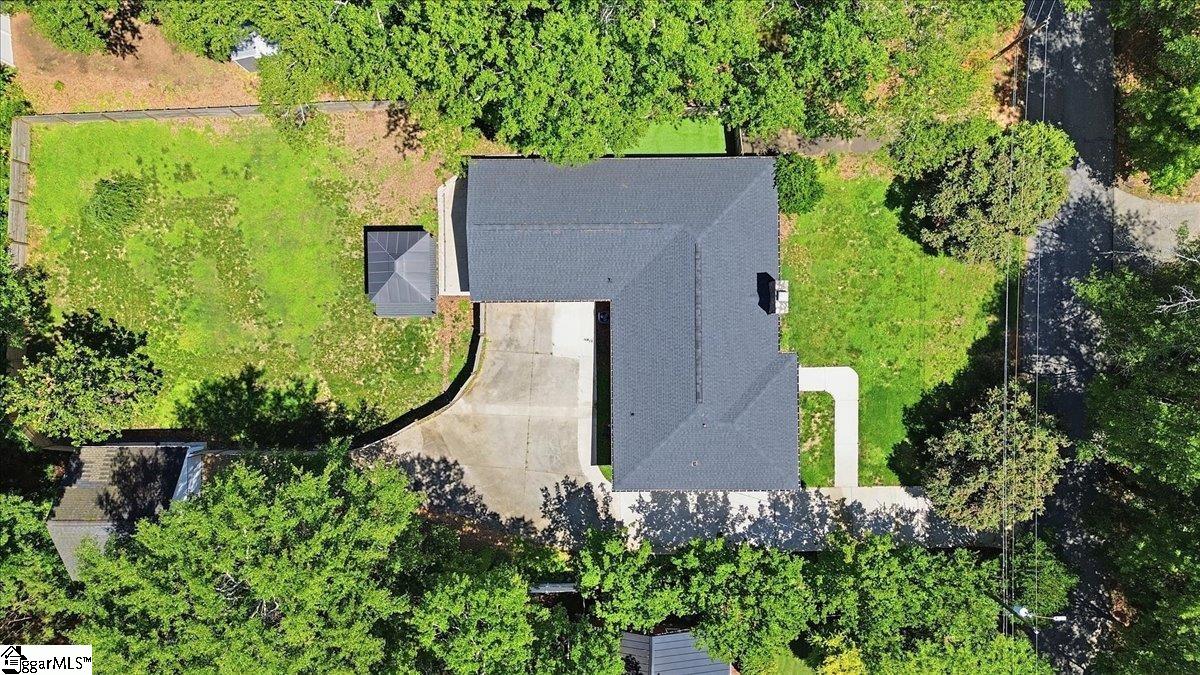 102 Terrace Circle Simpsonville, SC 29681