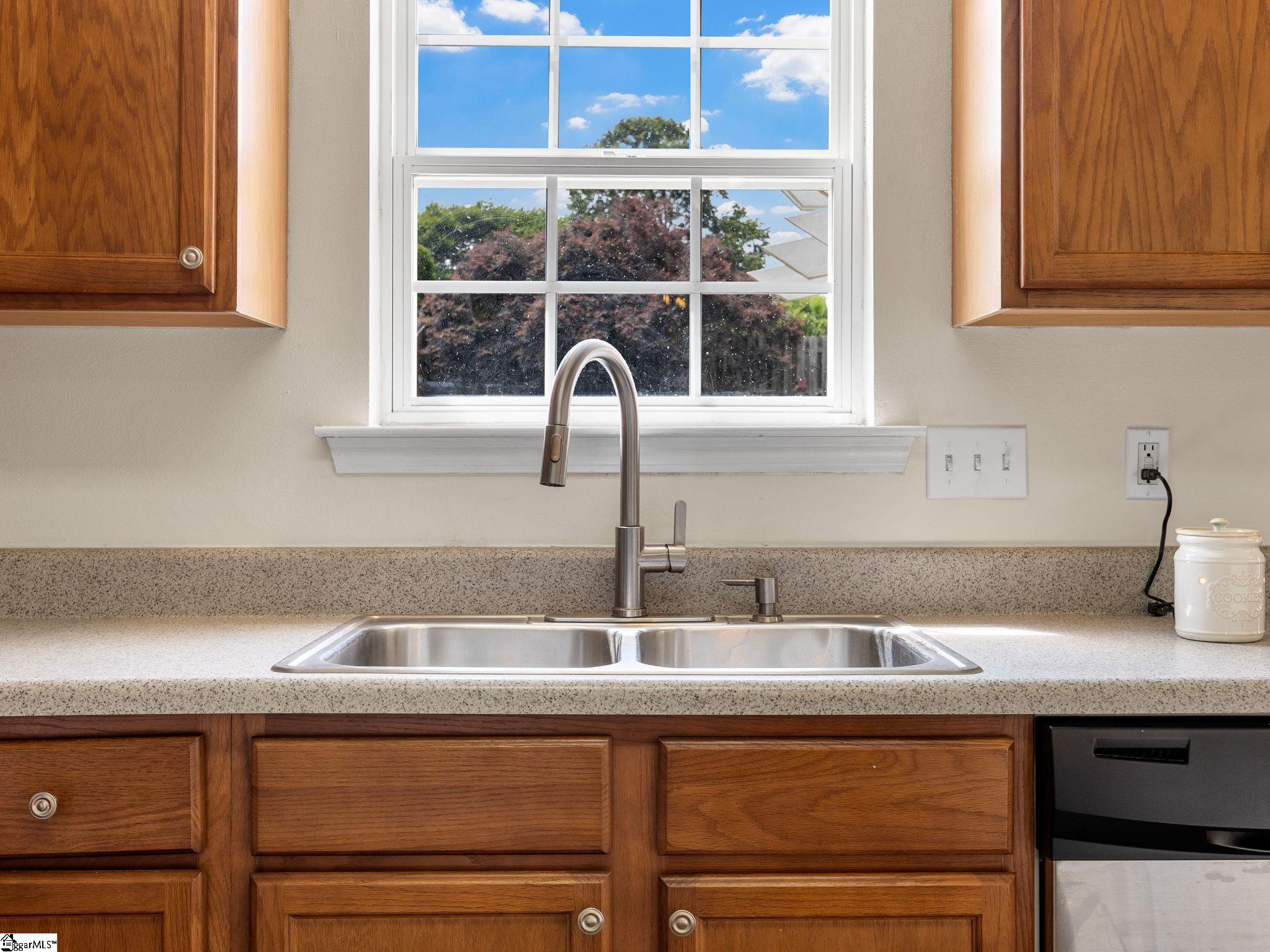213 Basswood Drive Roebuck, SC 29376