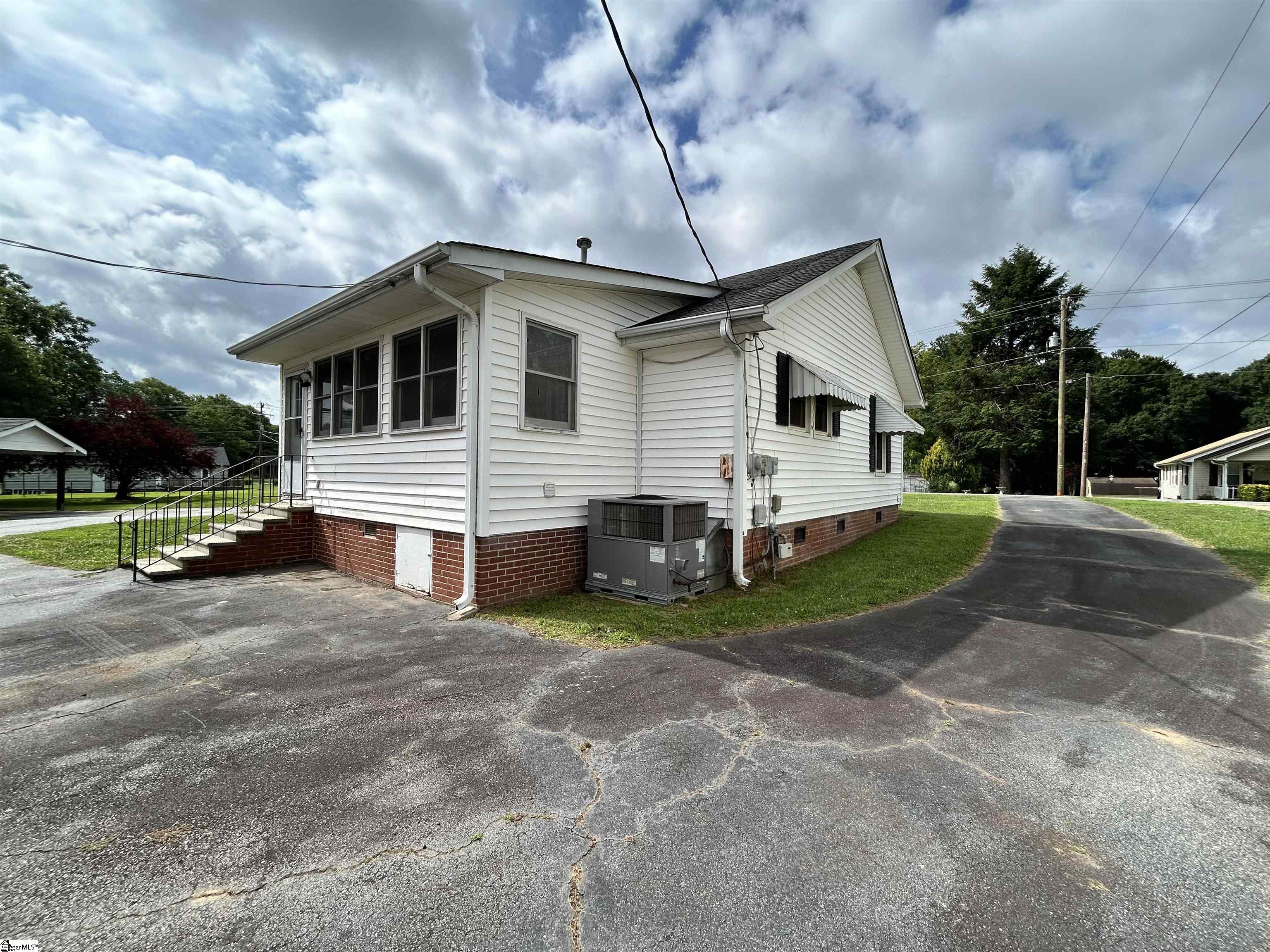 204 Edwards Road Lyman, SC 29365