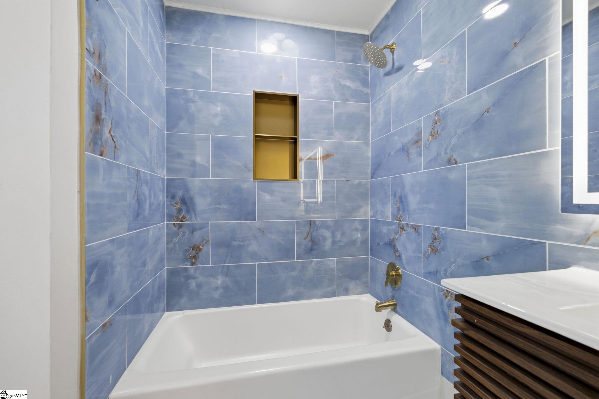 8 Bragg Street Greenville, SC 29611