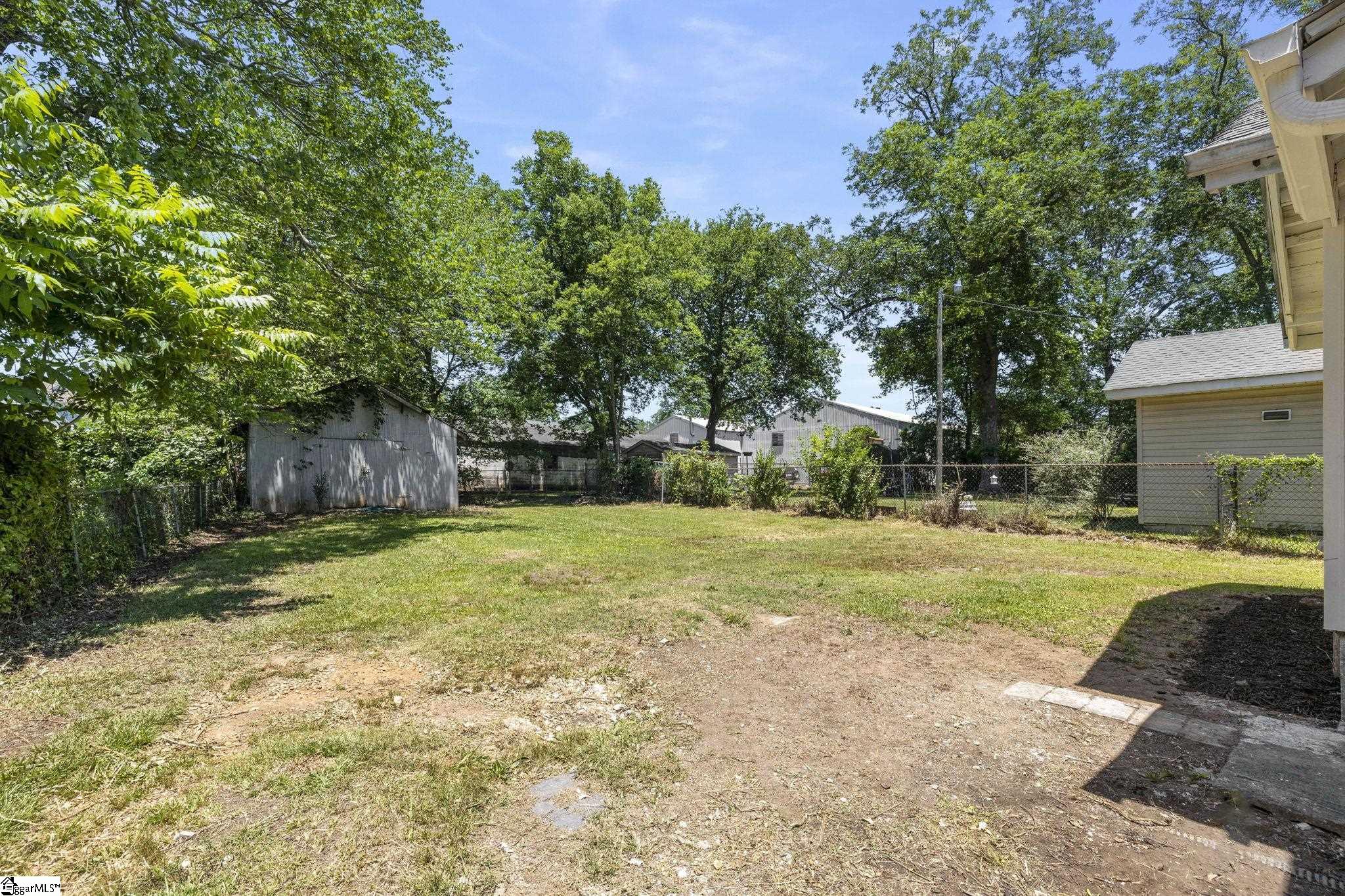 8 Bragg Street Greenville, SC 29611