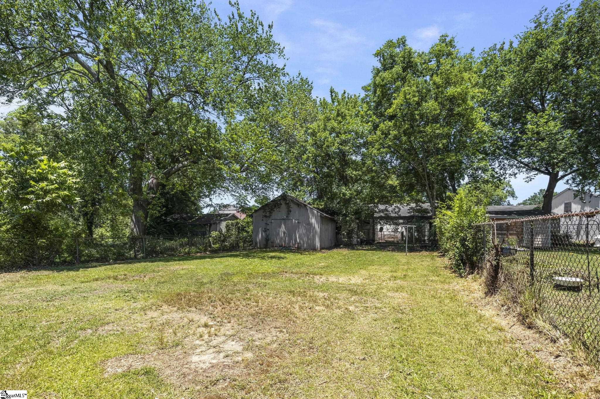 8 Bragg Street Greenville, SC 29611