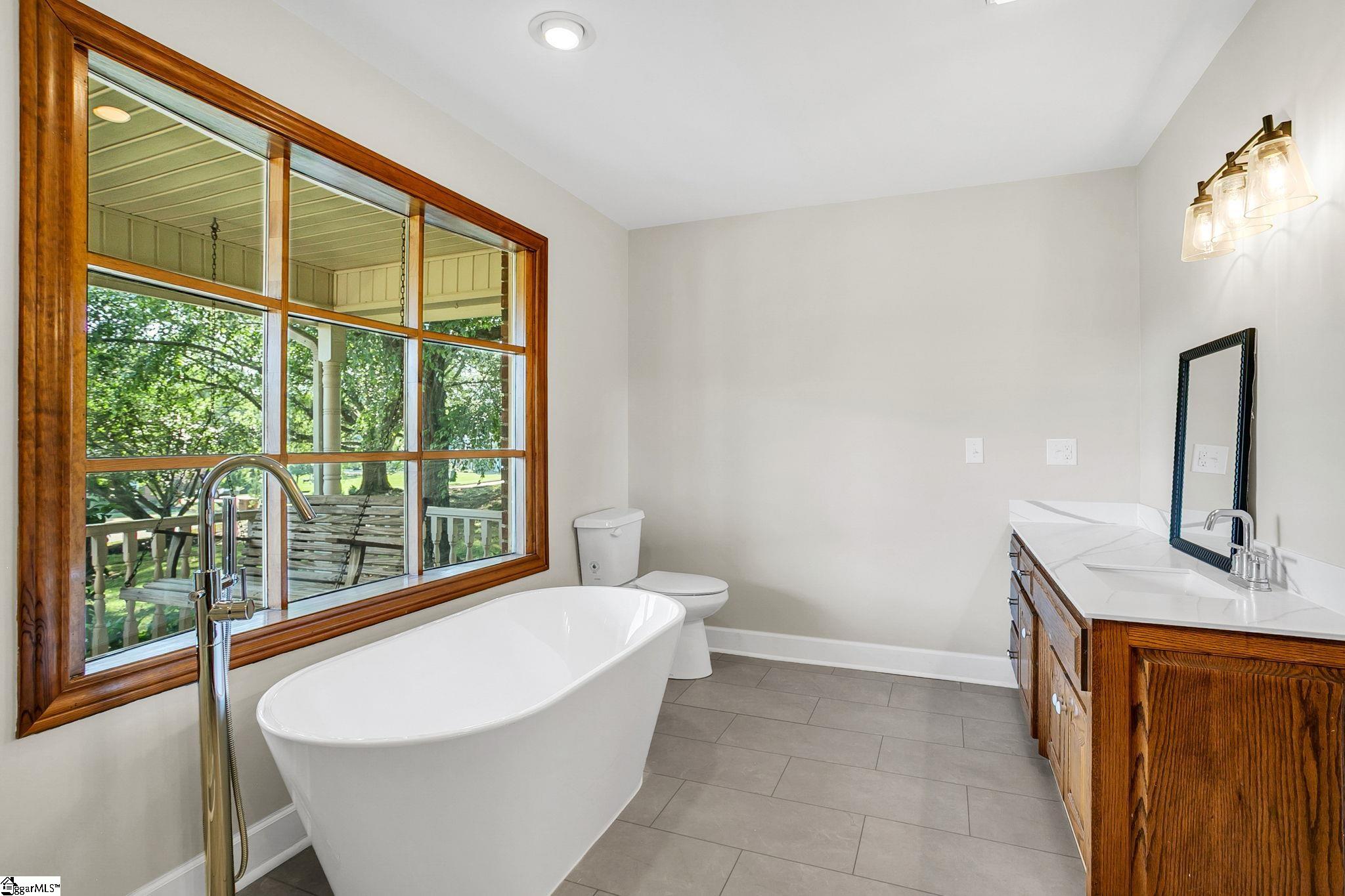 107 Rubiwood Circle Greer, SC 29651