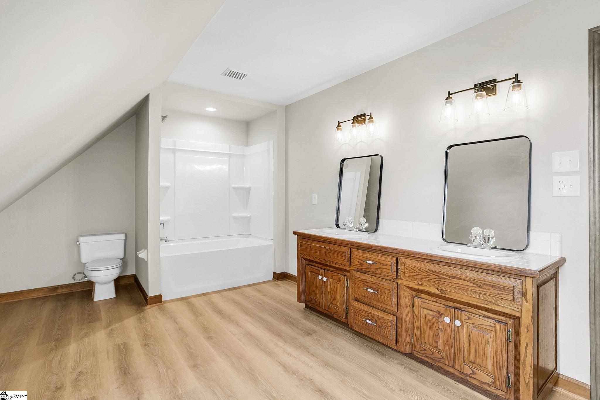 107 Rubiwood Circle Greer, SC 29651