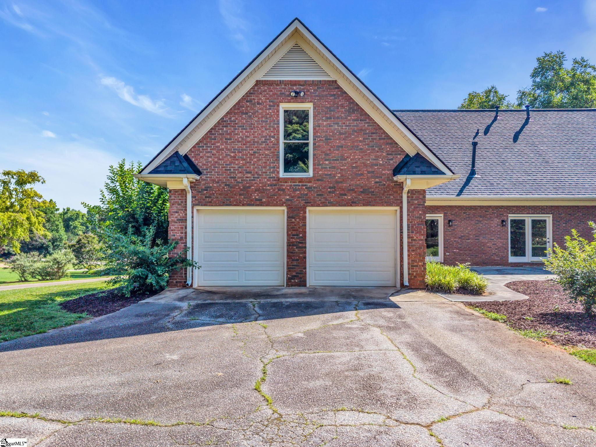107 Rubiwood Circle Greer, SC 29651