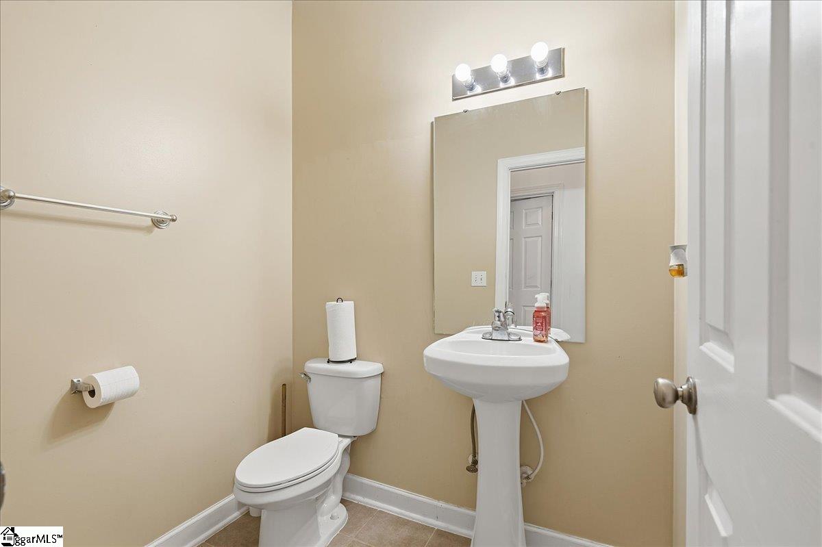 116 Kingsdale Court Simpsonville, SC 29680