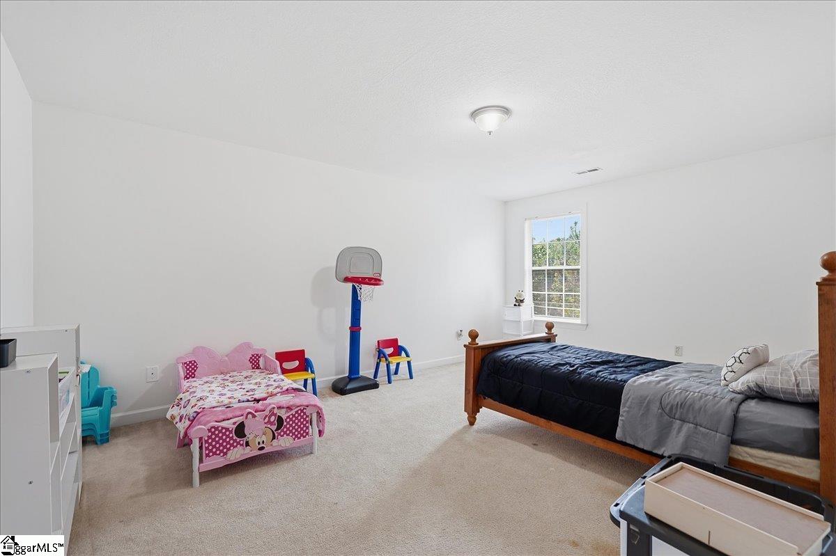 116 Kingsdale Court Simpsonville, SC 29680