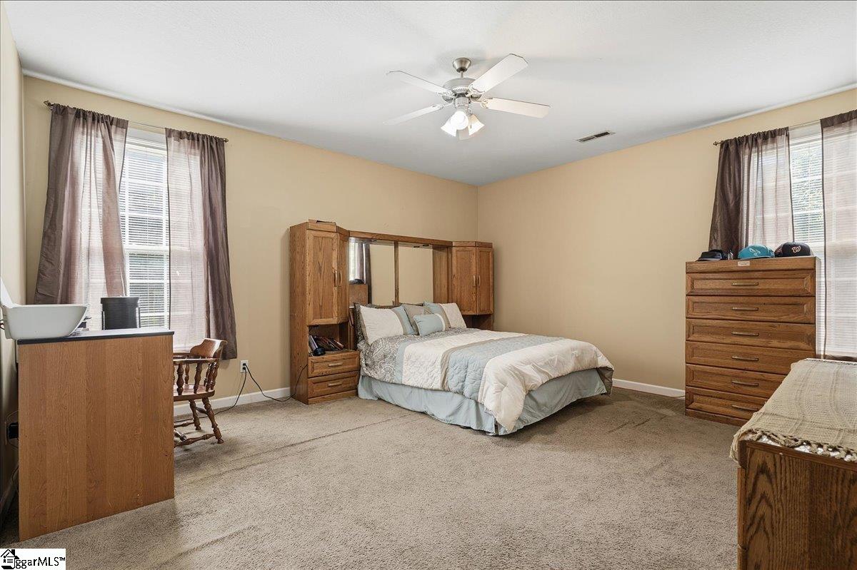 116 Kingsdale Court Simpsonville, SC 29680