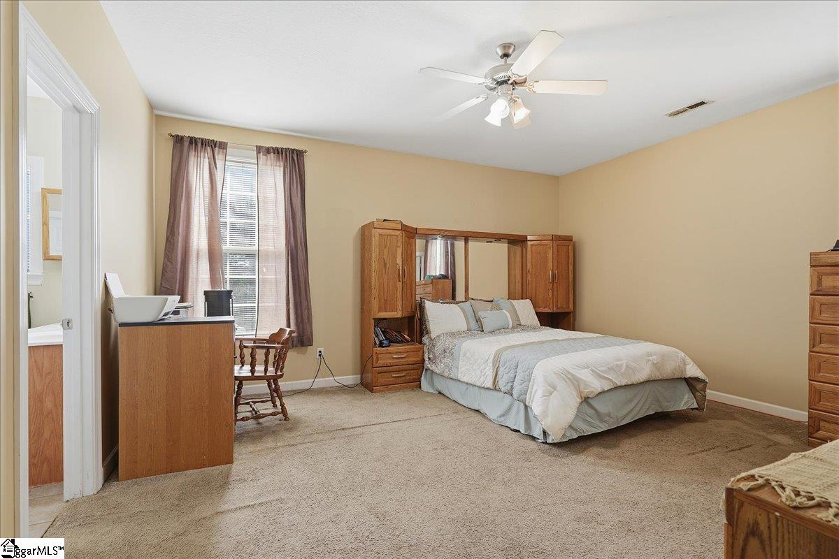 116 Kingsdale Court Simpsonville, SC 29680