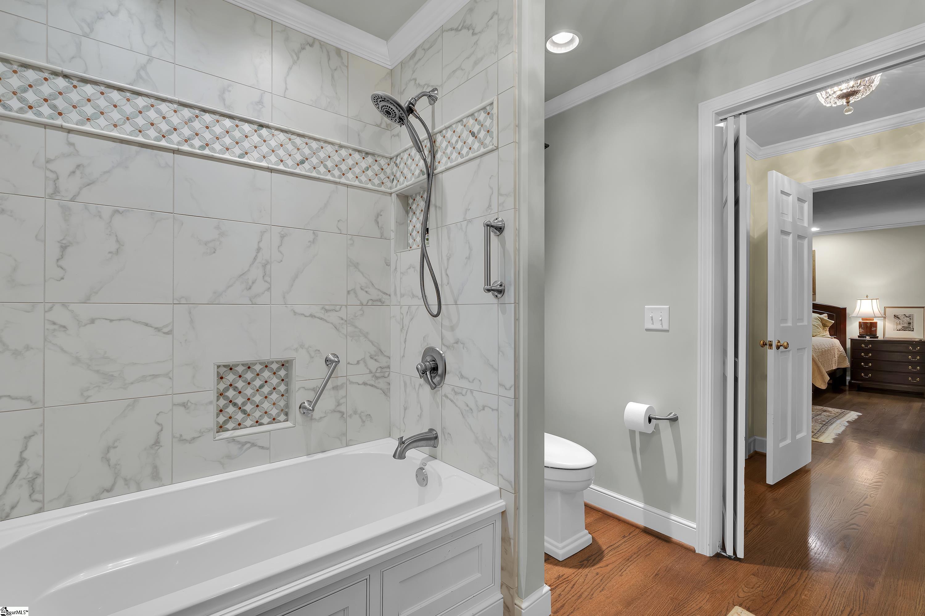 28 Rocky Creek Lane Greenville, SC 29615