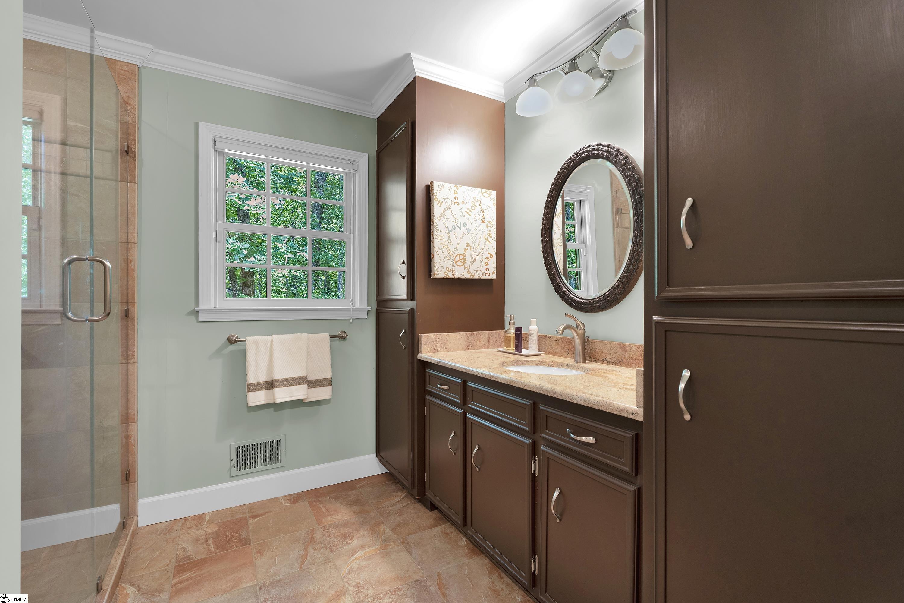 28 Rocky Creek Lane Greenville, SC 29615