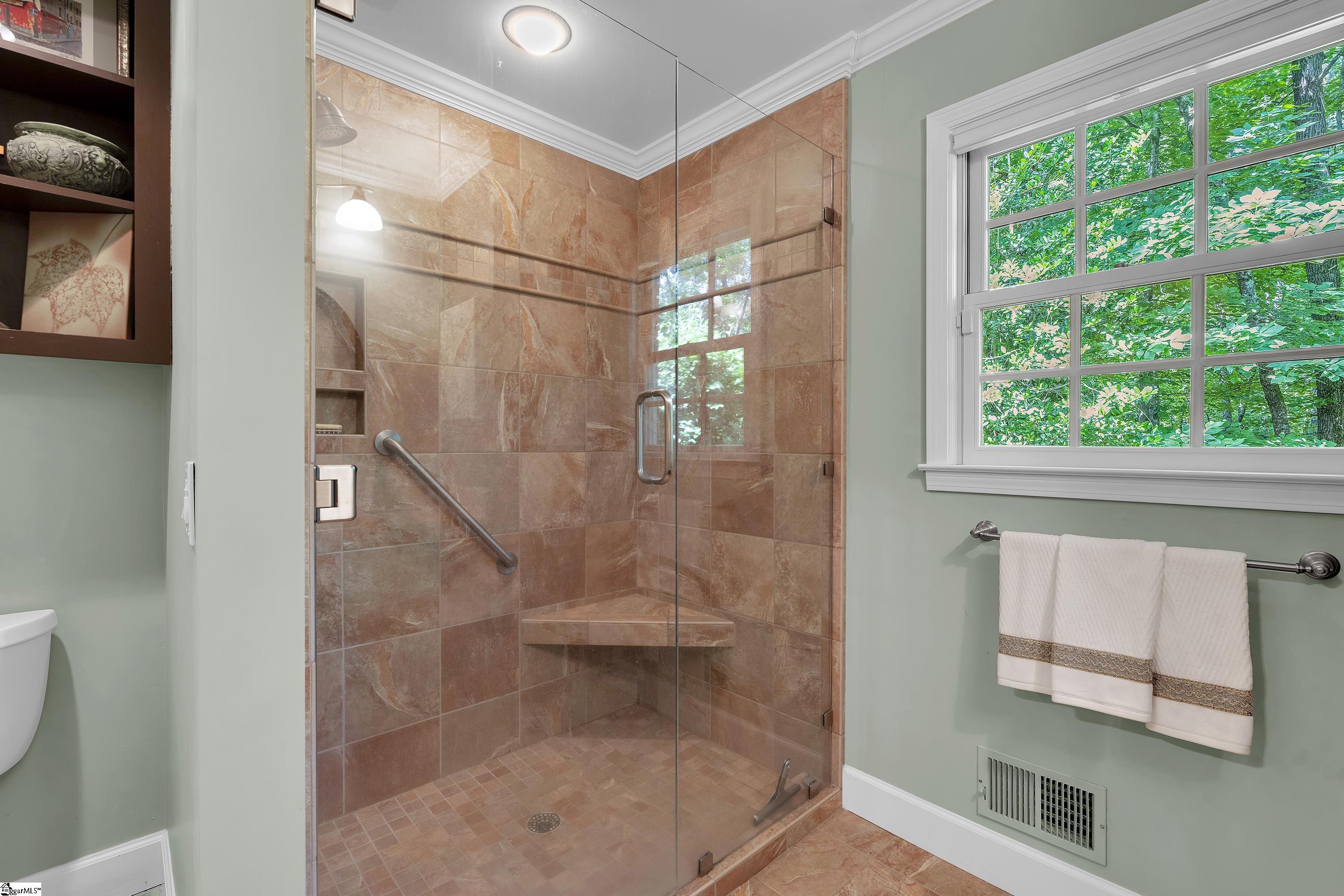 28 Rocky Creek Lane Greenville, SC 29615