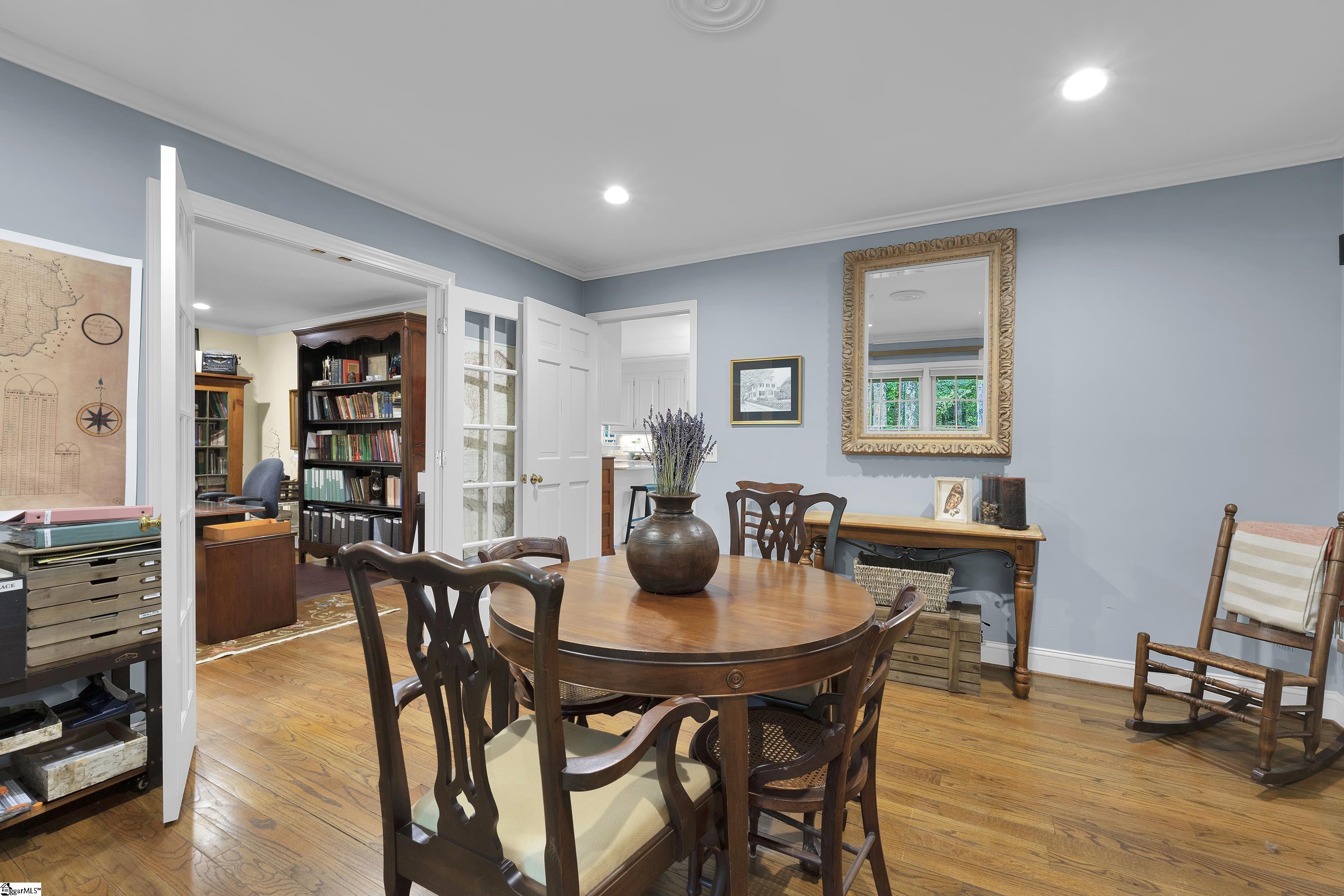 28 Rocky Creek Lane Greenville, SC 29615