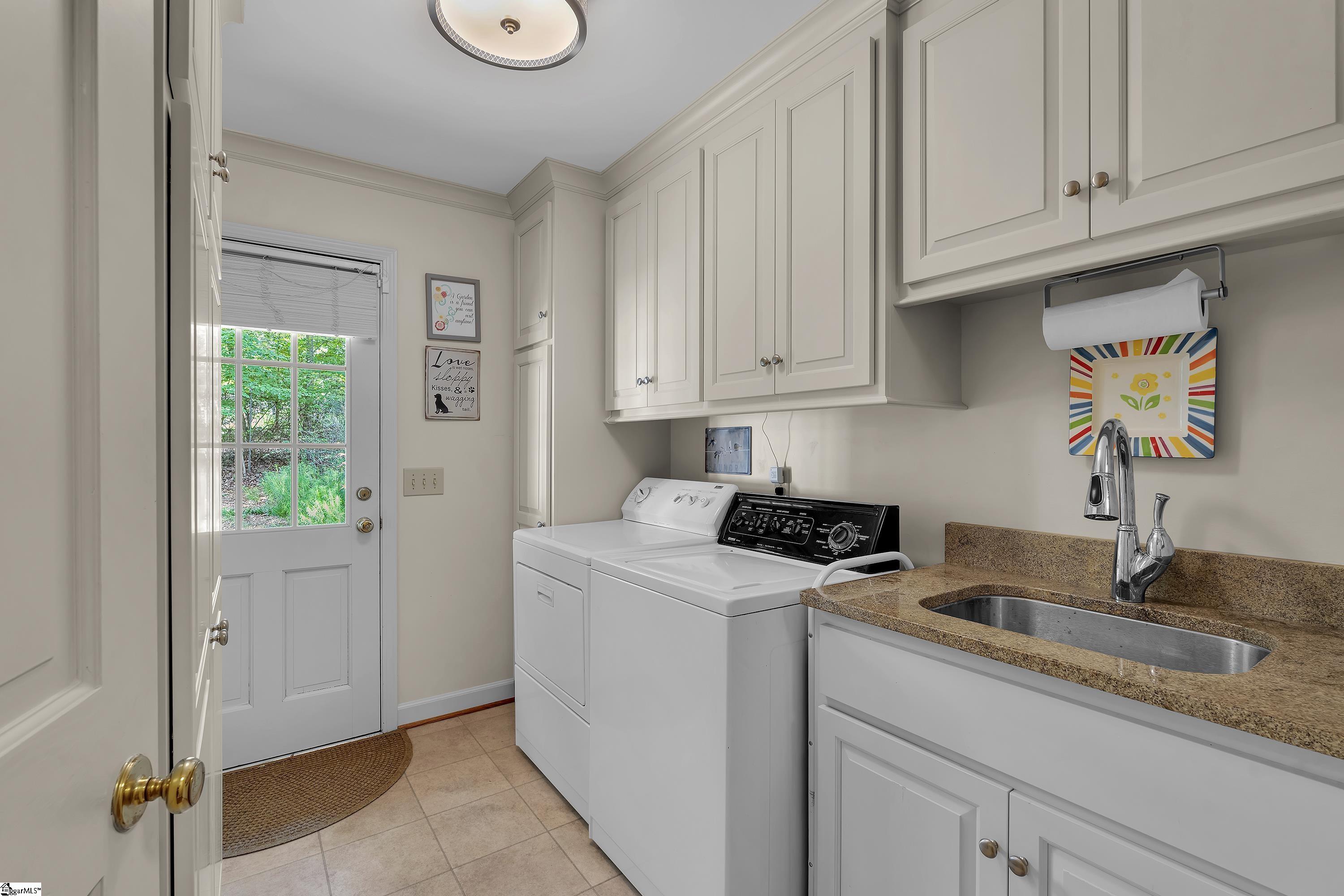 28 Rocky Creek Lane Greenville, SC 29615