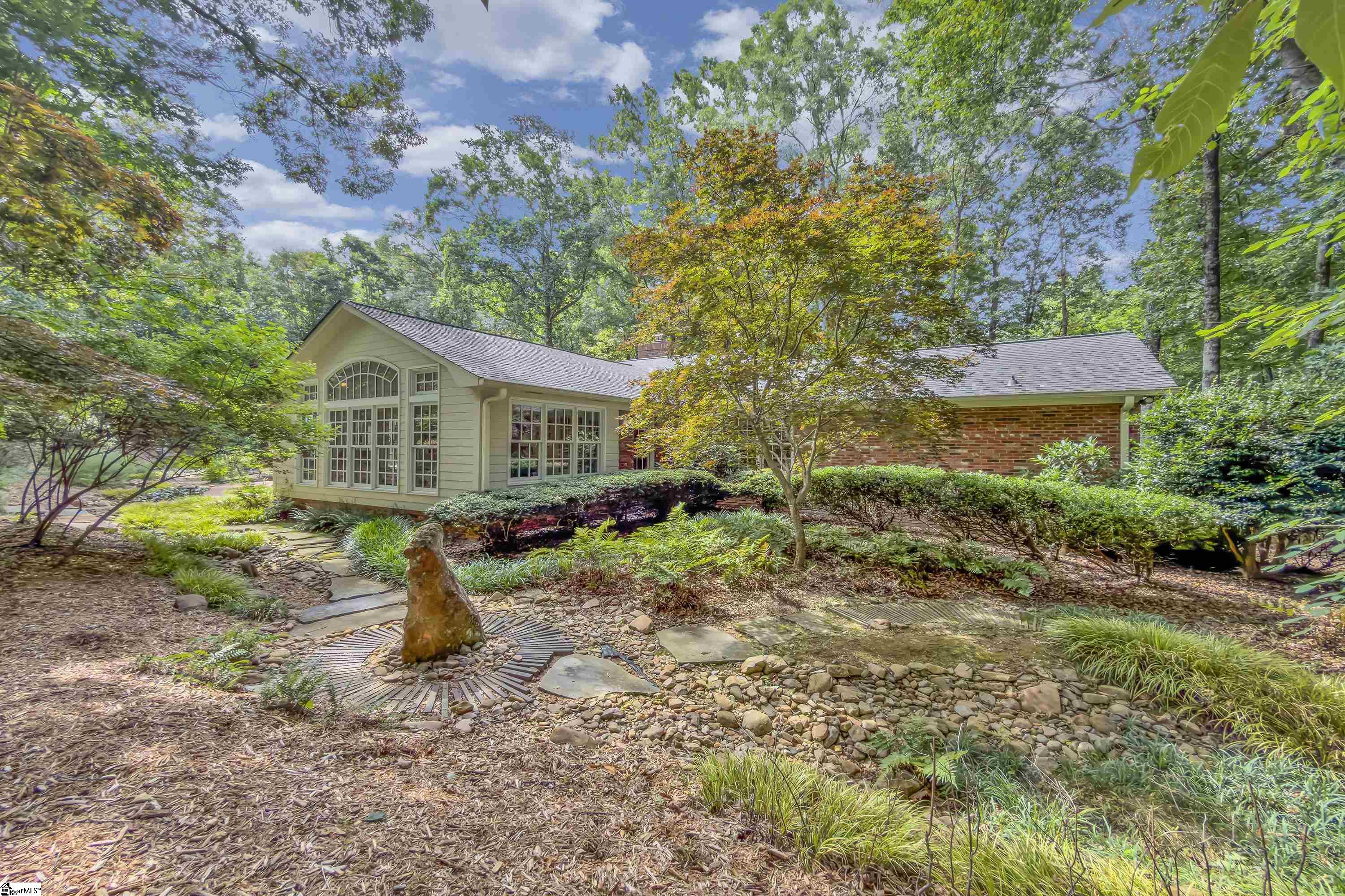 28 Rocky Creek Lane Greenville, SC 29615
