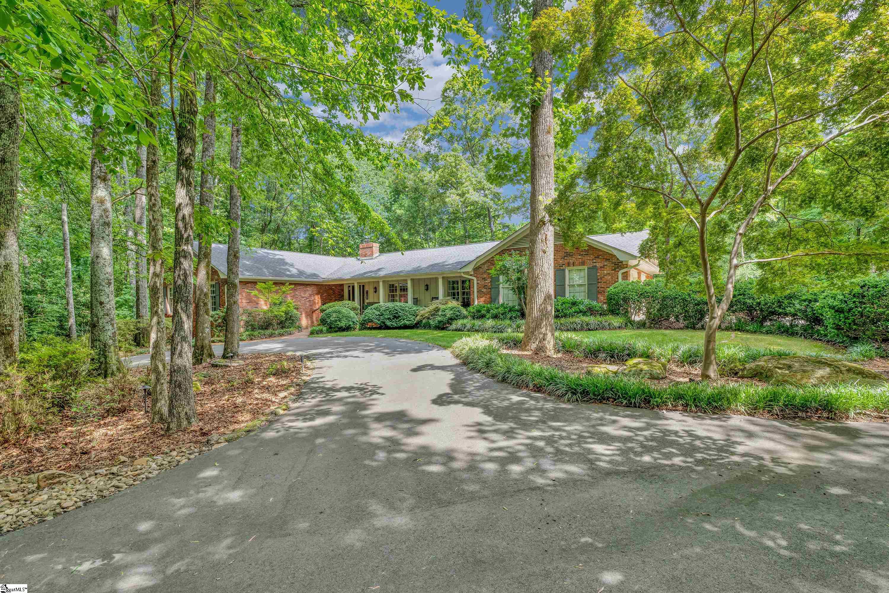 28 Rocky Creek Lane Greenville, SC 29615