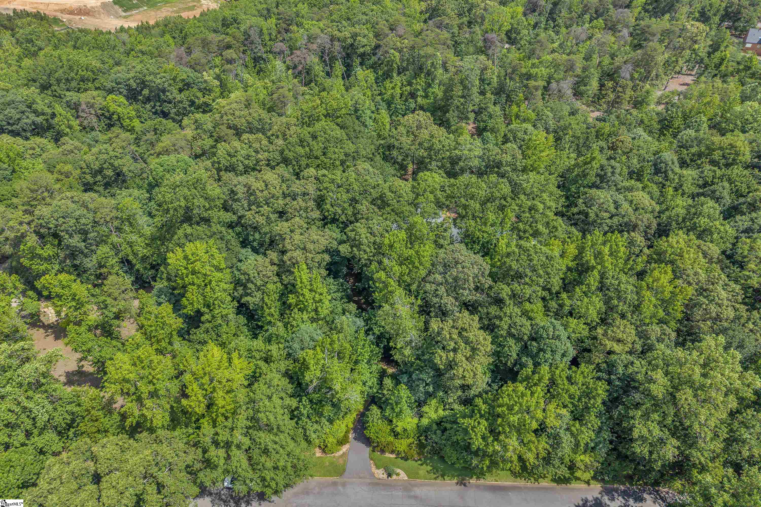 28 Rocky Creek Lane Greenville, SC 29615