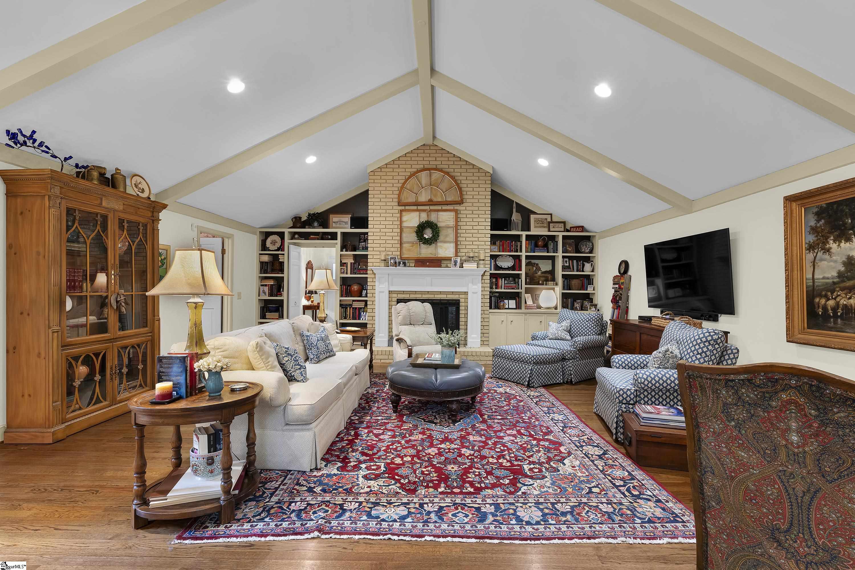 28 Rocky Creek Lane Greenville, SC 29615