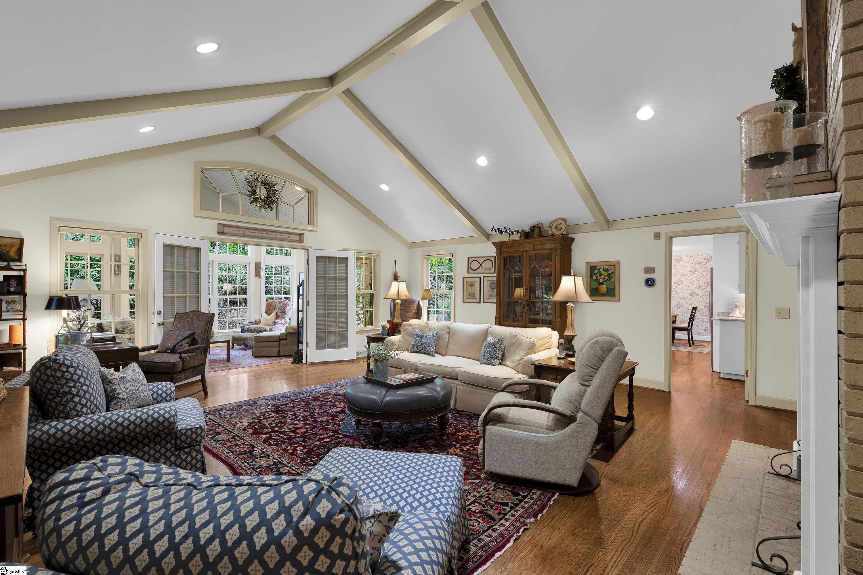 28 Rocky Creek Lane Greenville, SC 29615