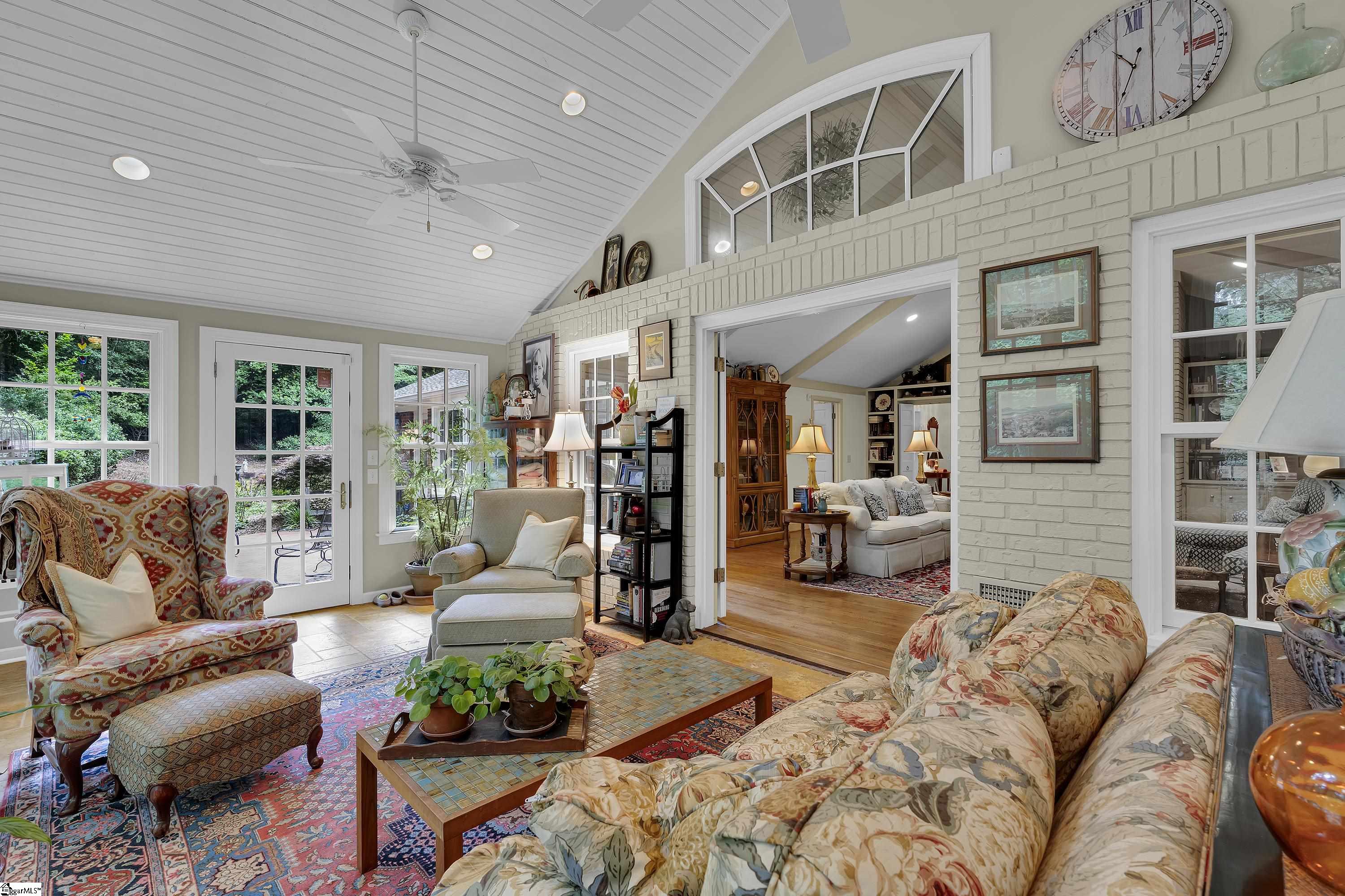 28 Rocky Creek Lane Greenville, SC 29615