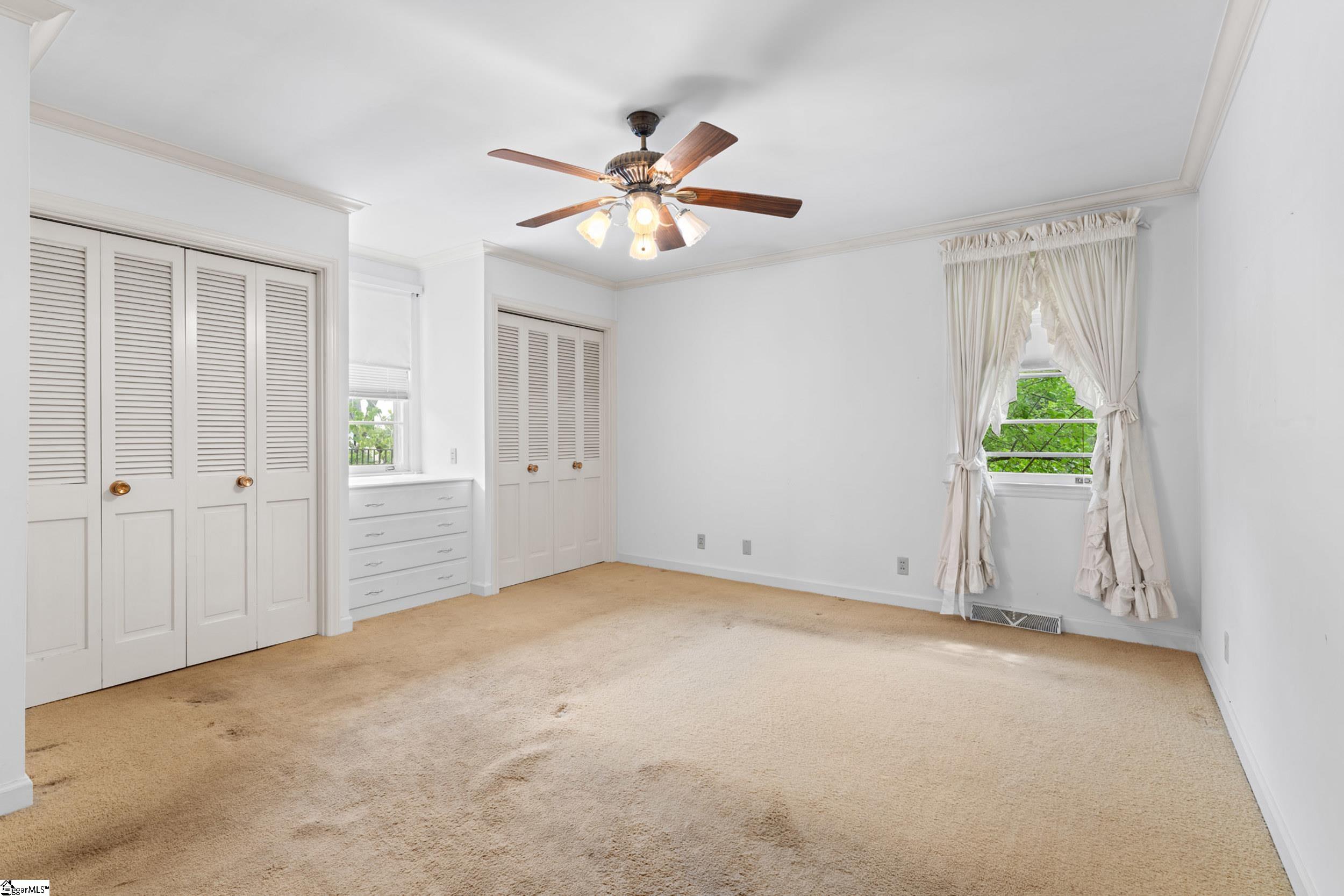 210 N Rockview Drive Greenville, SC 29609