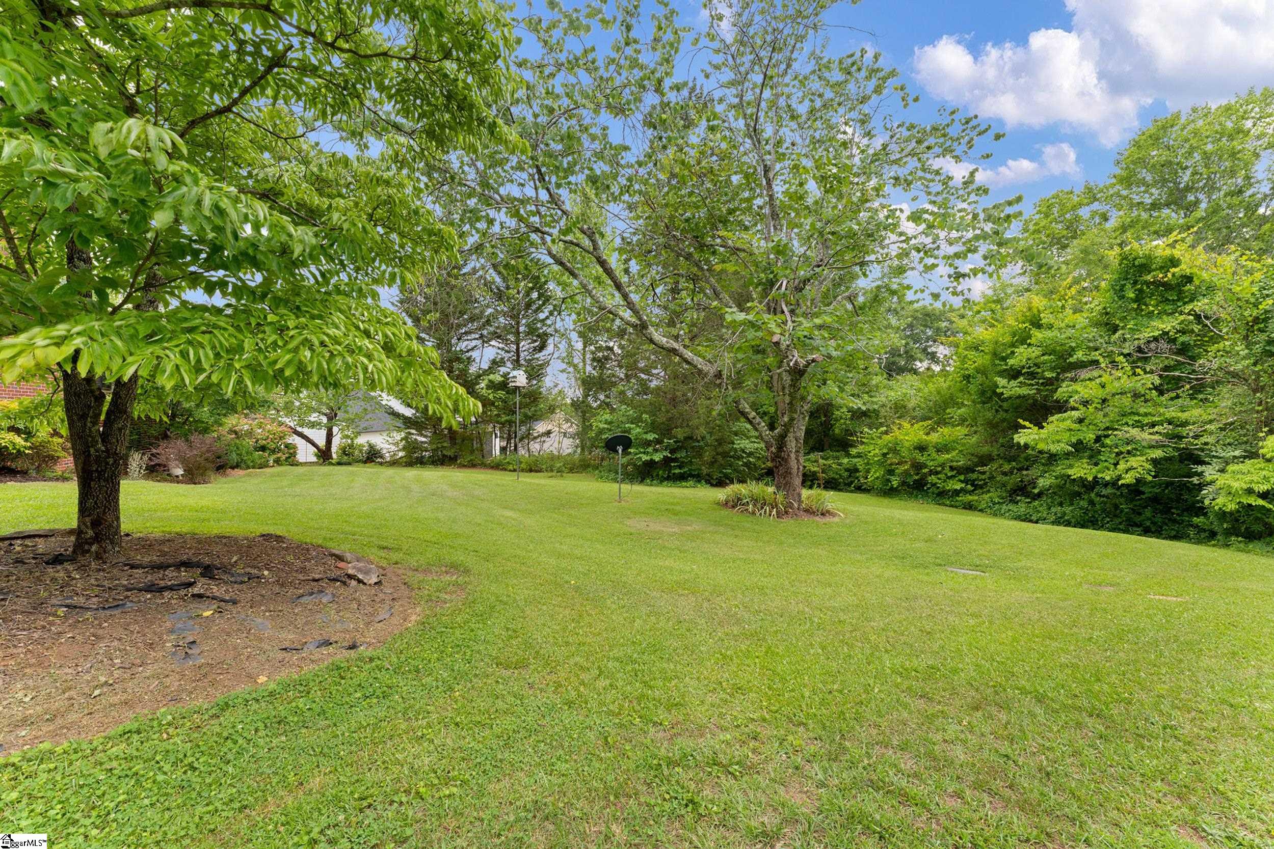210 N Rockview Drive Greenville, SC 29609