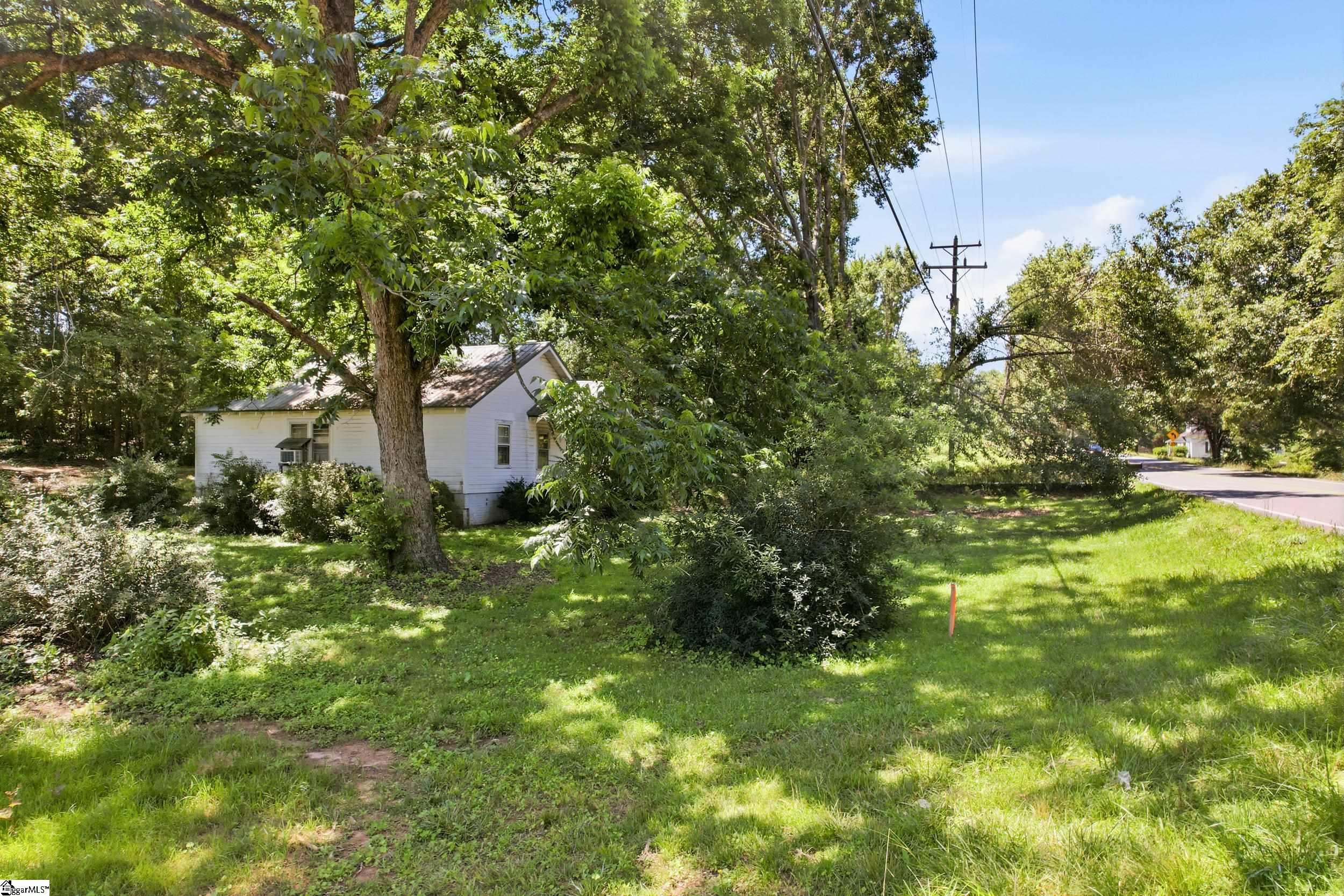 6920 Mountain View Road Taylors, SC 29687