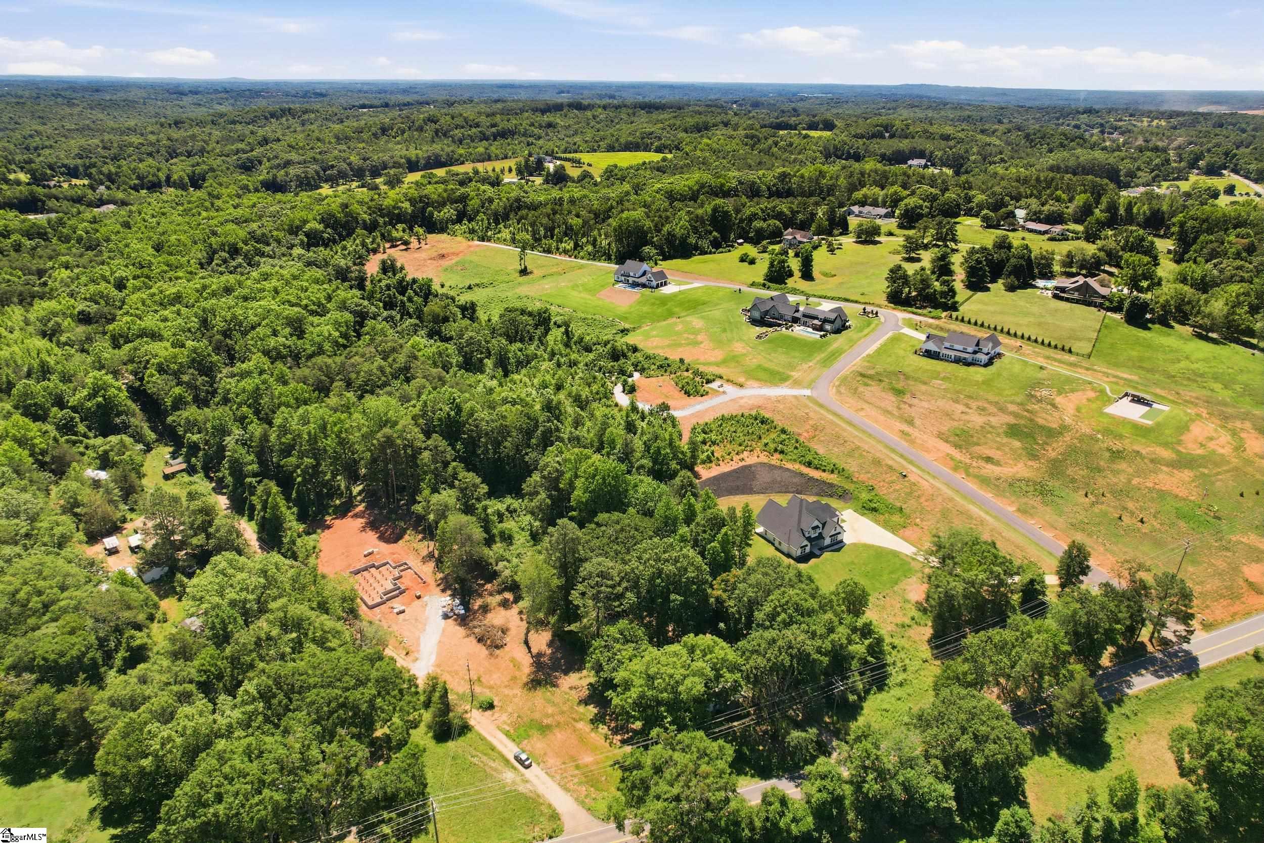 6920 Mountain View Road Taylors, SC 29687