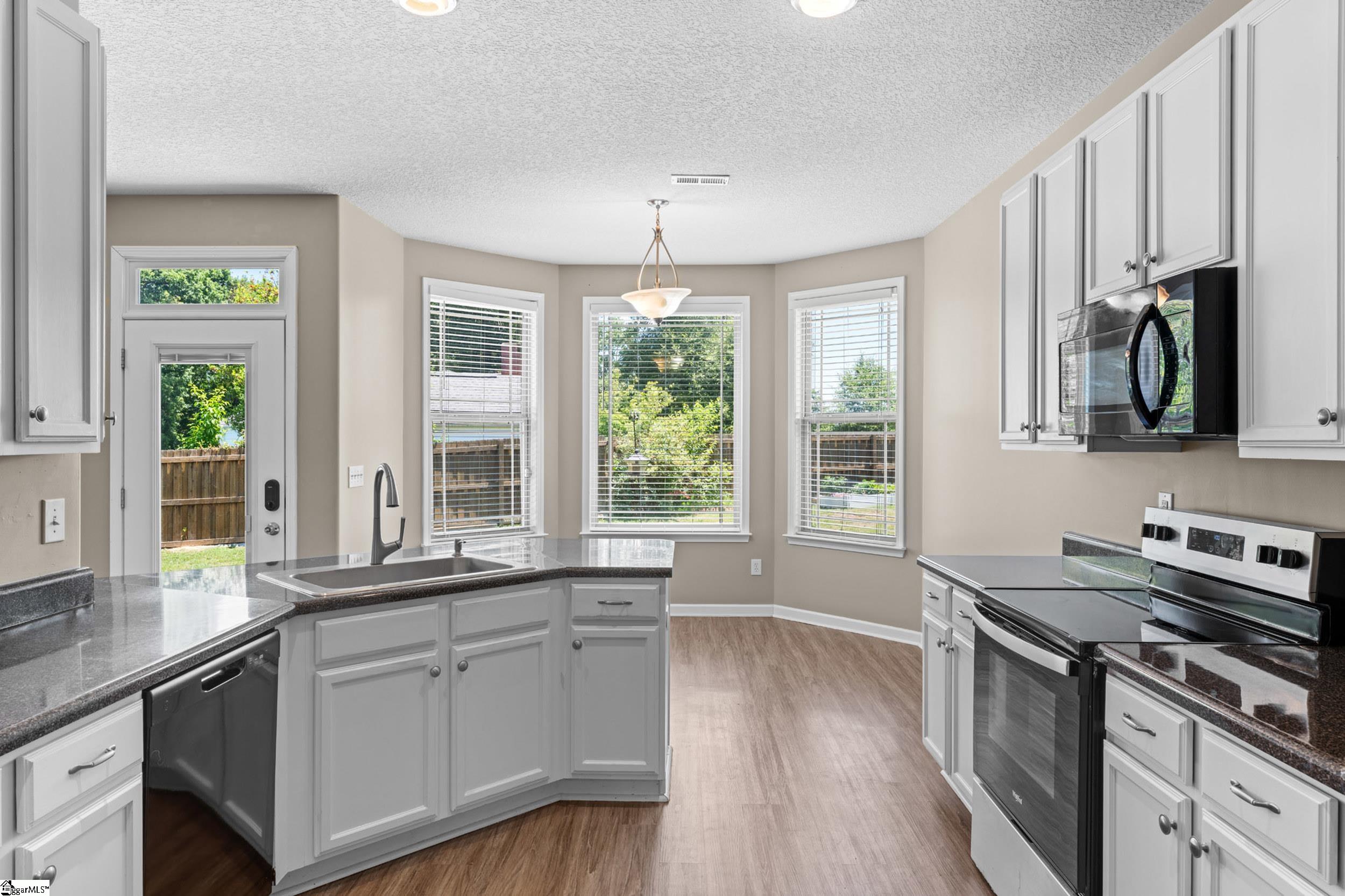 15 Alderwood Court Taylors, SC 29687