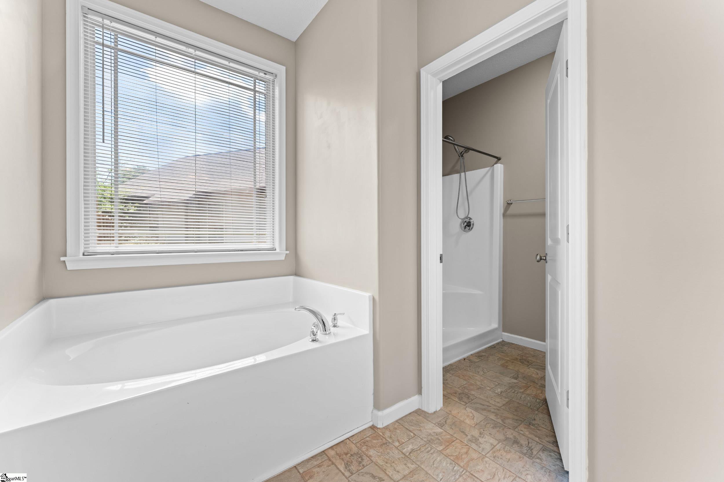 15 Alderwood Court Taylors, SC 29687