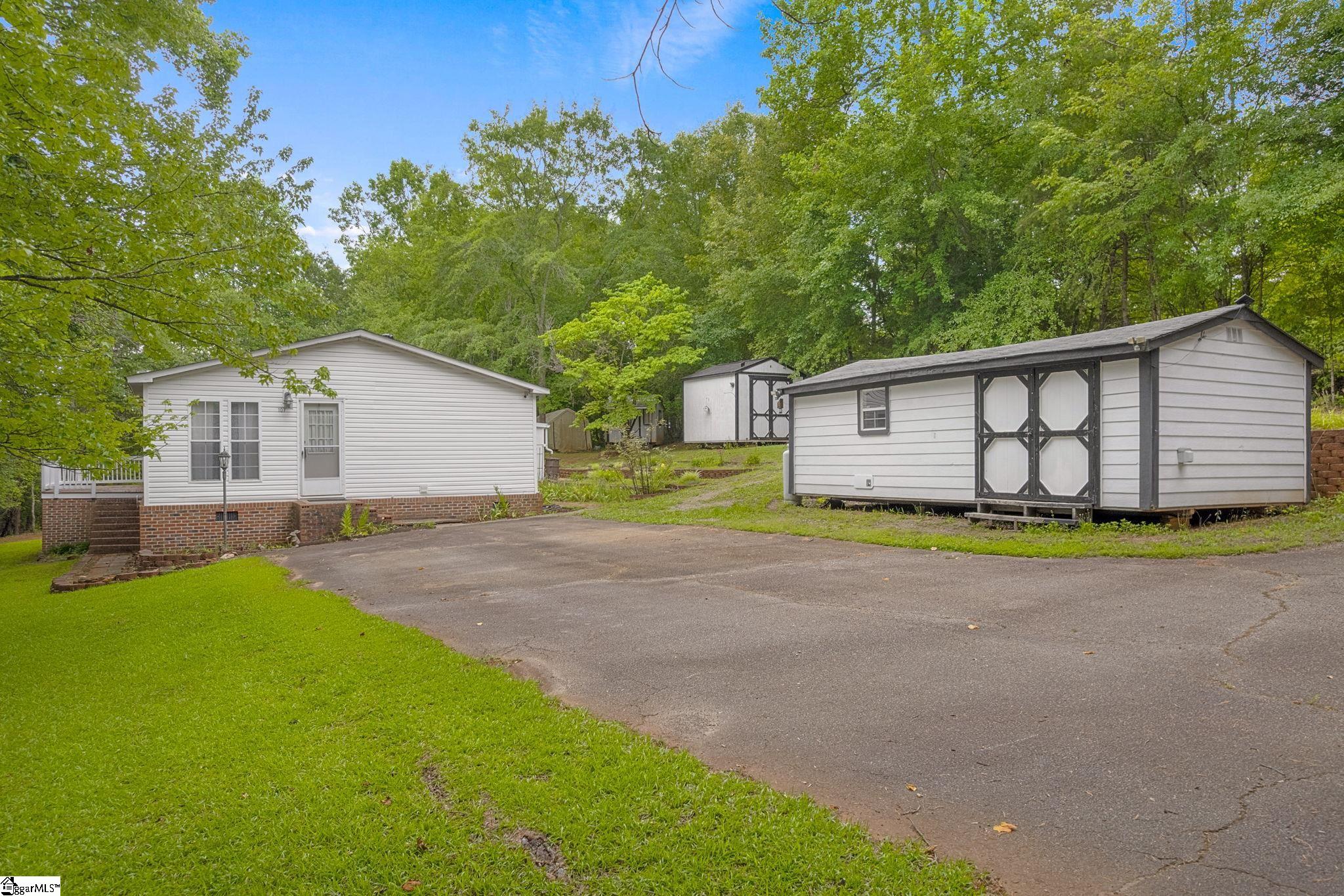 107 Lost Farm Road Liberty, SC 29657