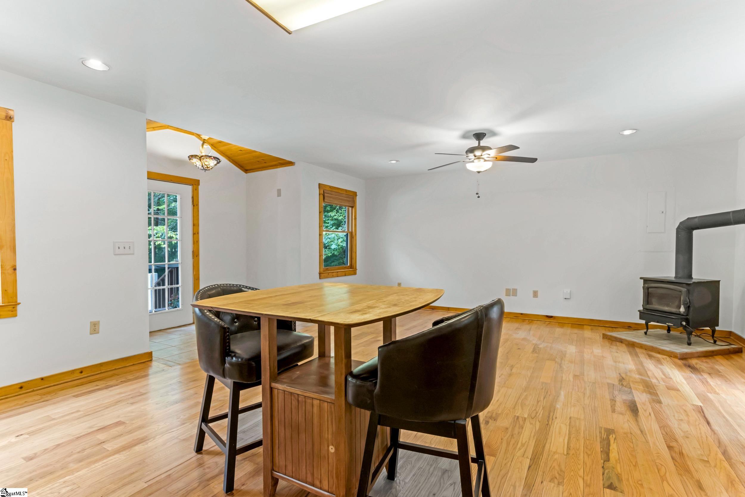 155 Shepherd Springs Drive Cleveland, SC 29635