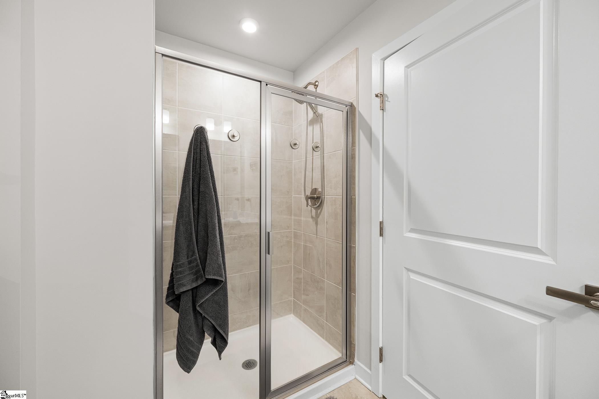 186 Rhodell Lane Greenville, SC 29605-6350