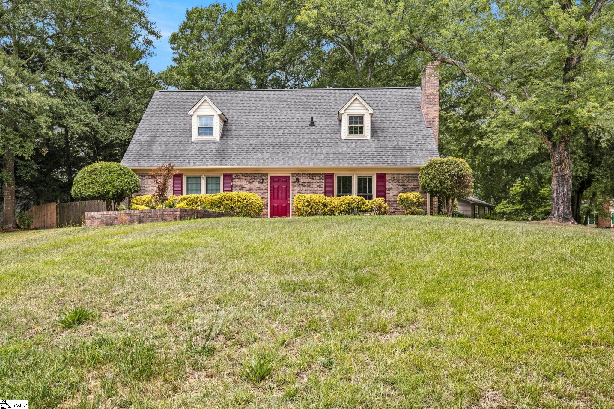 1 Bellamy Court Taylors, SC 29687-4322