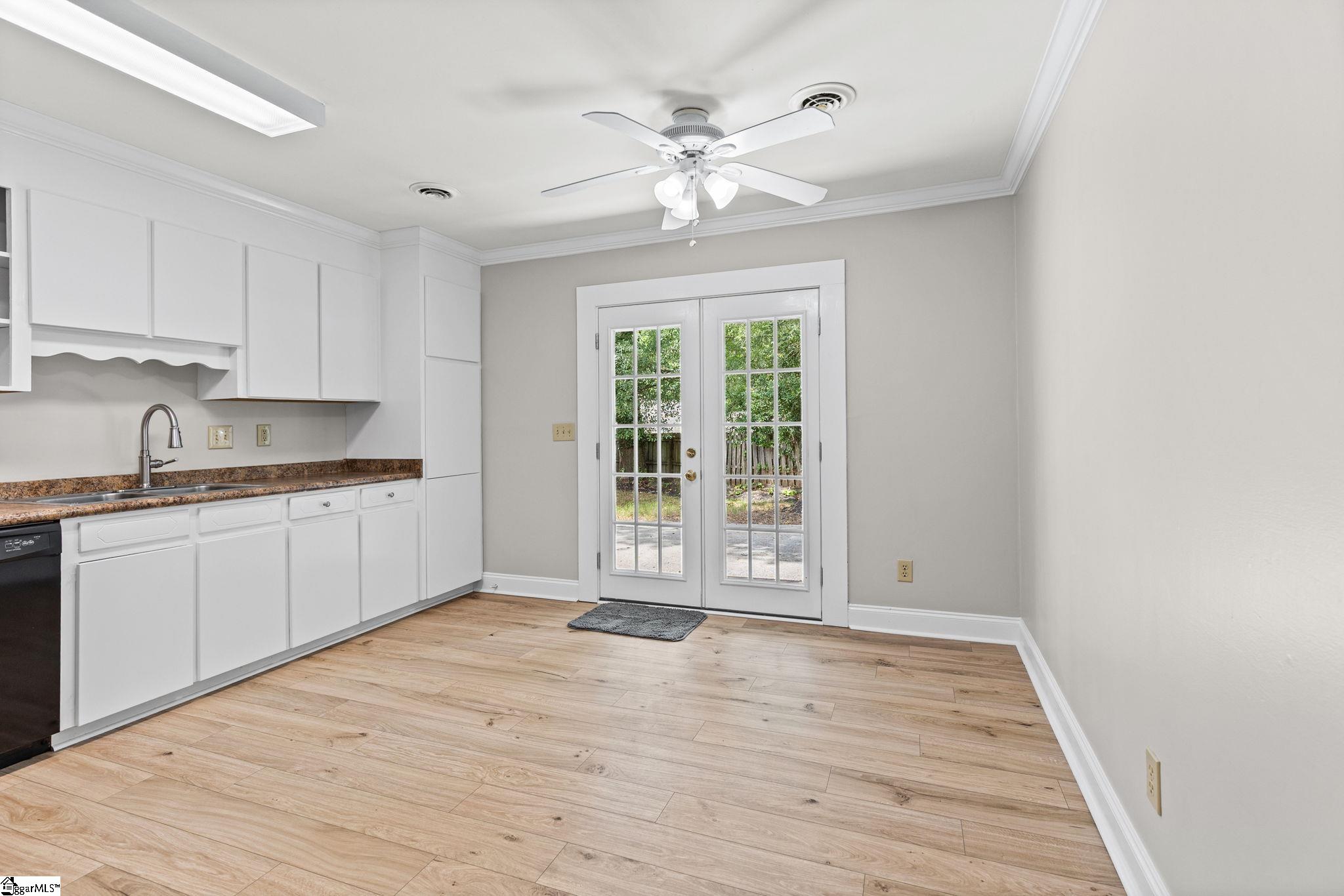 1 Bellamy Court Taylors, SC 29687-4322