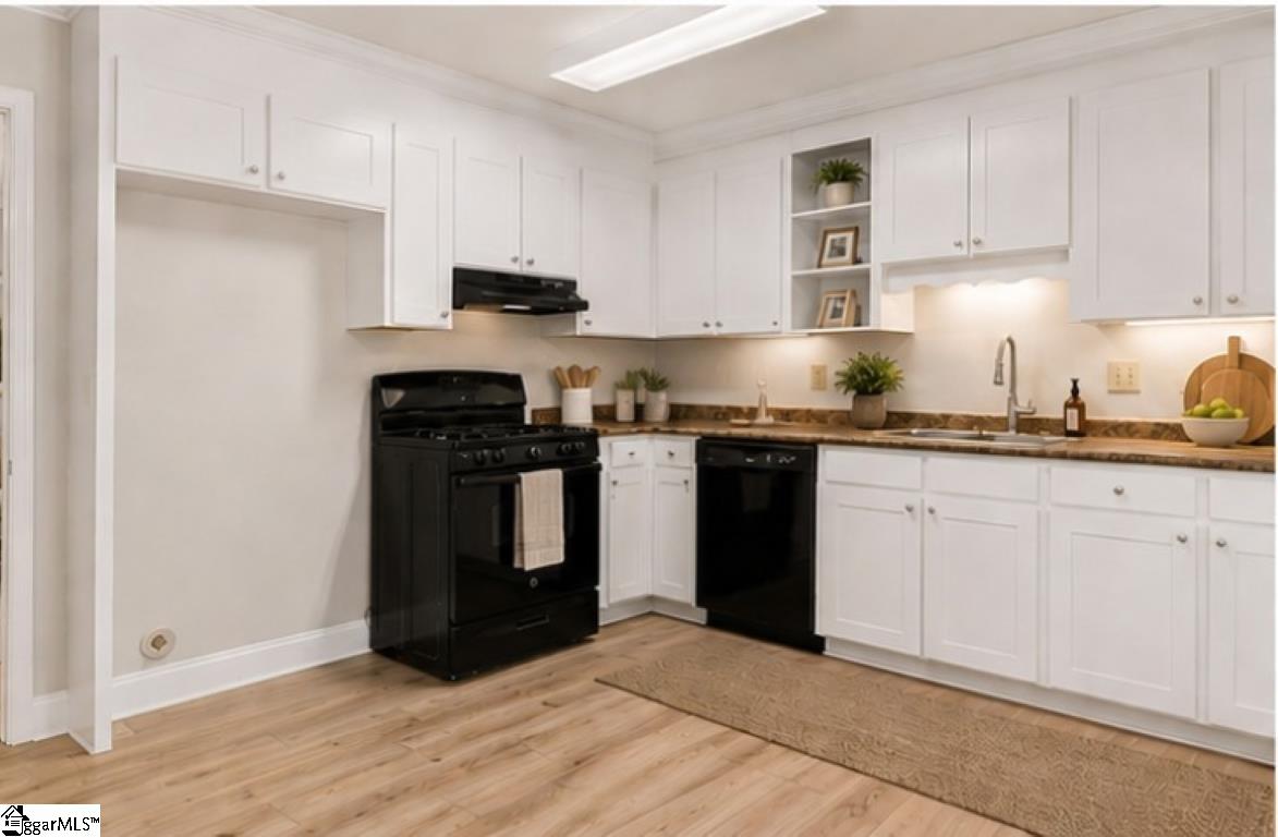 1 Bellamy Court Taylors, SC 29687-4322